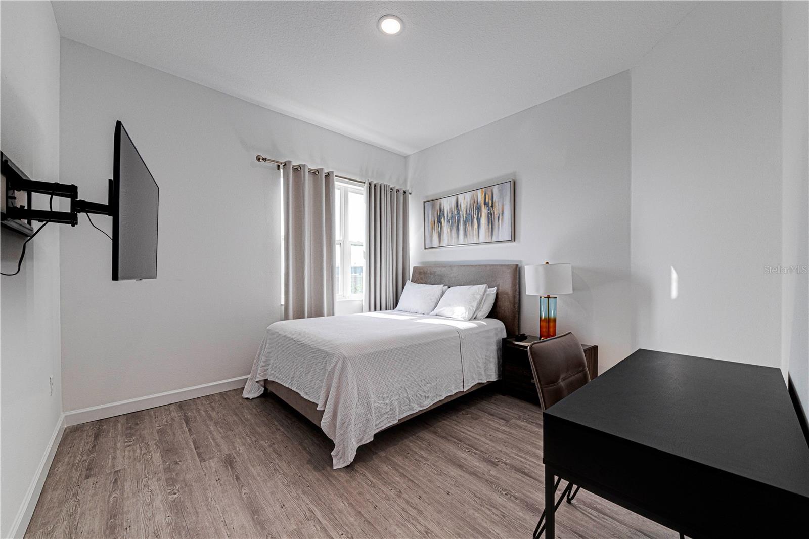 Image 42 of 55 For 633 Trikomo Drive