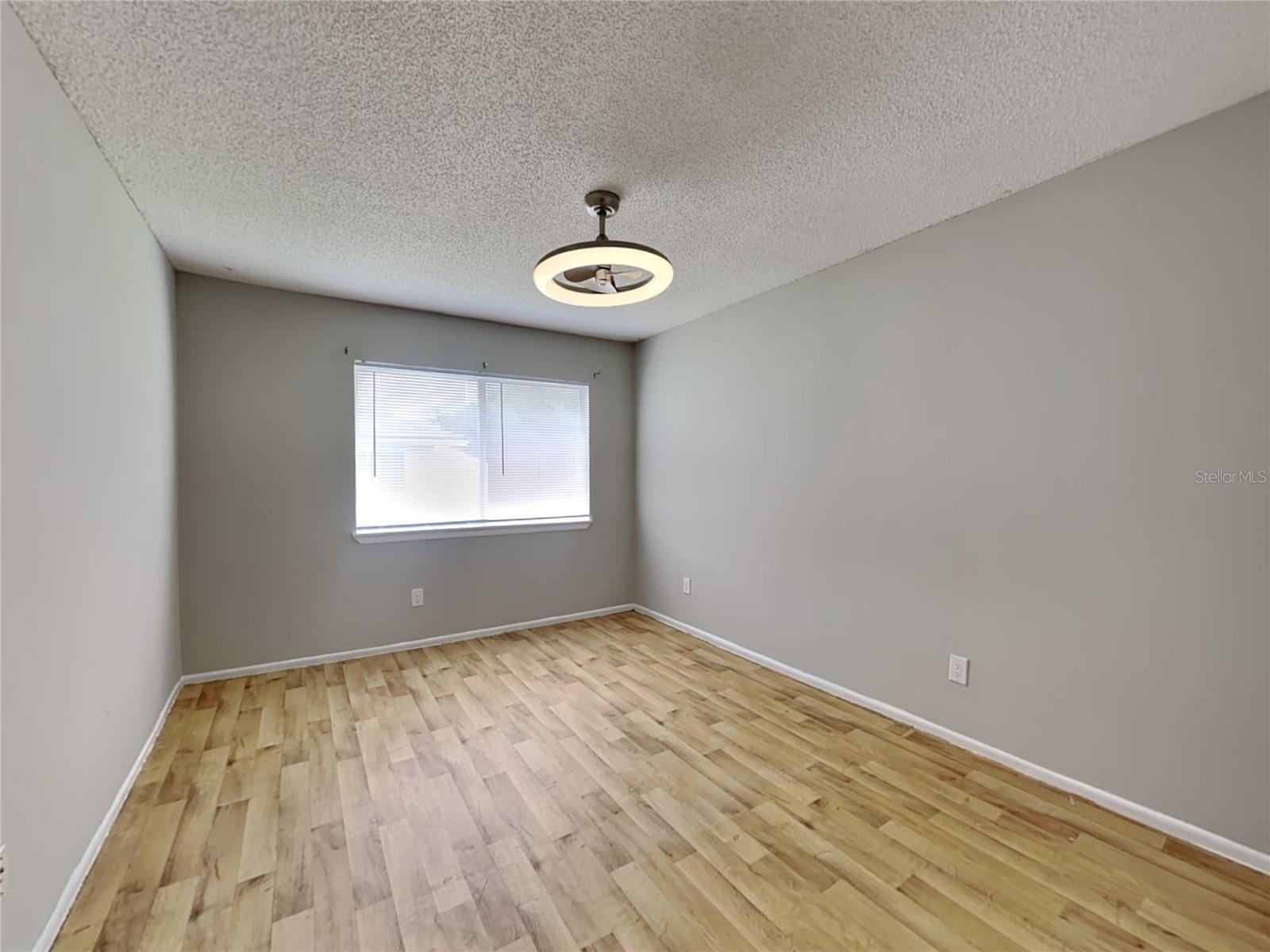 Image 8 of 12 For 4412 Prairie Court 13b-1