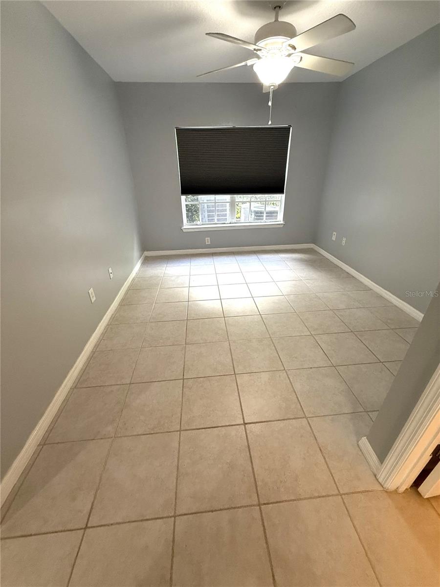 Image 20 of 23 For 814 Crest Pines Drive 915