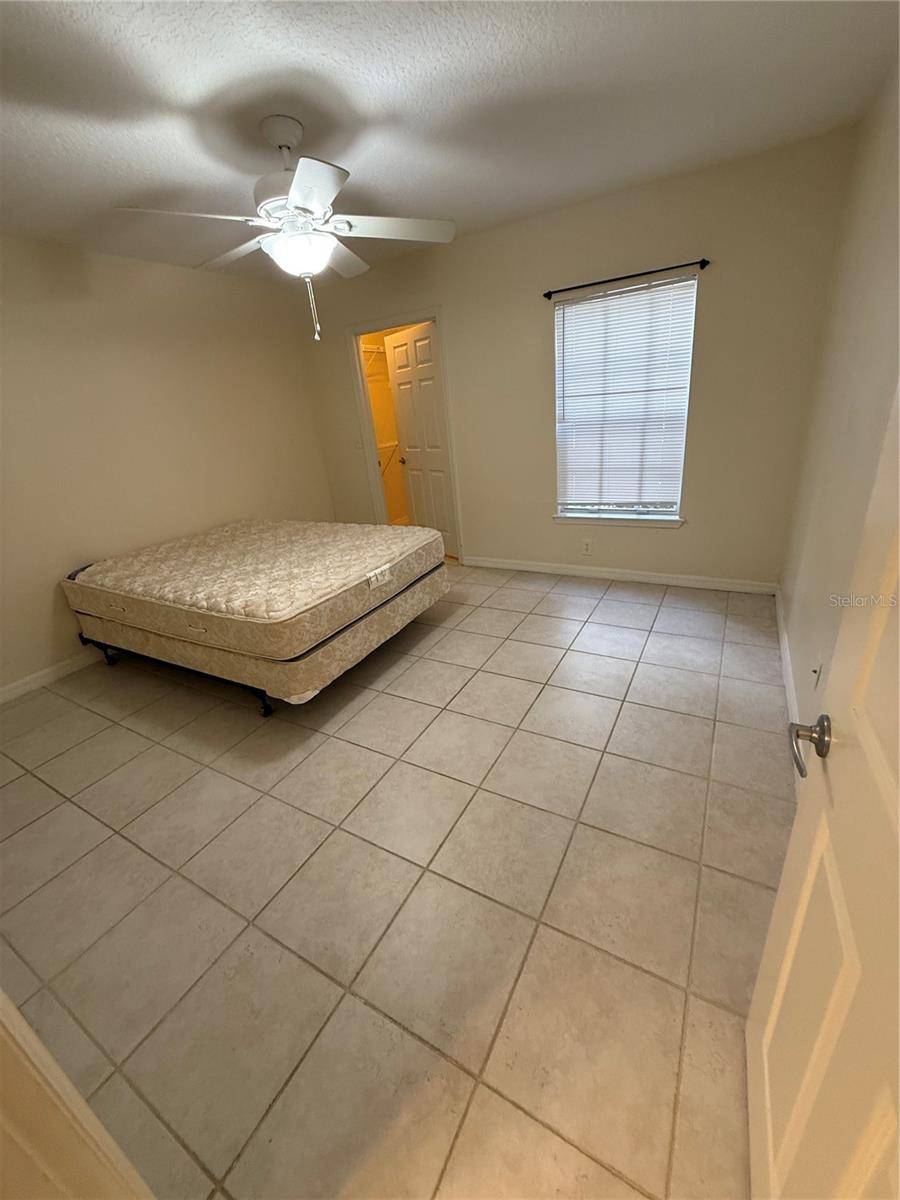 Image 7 of 23 For 814 Crest Pines Drive 915