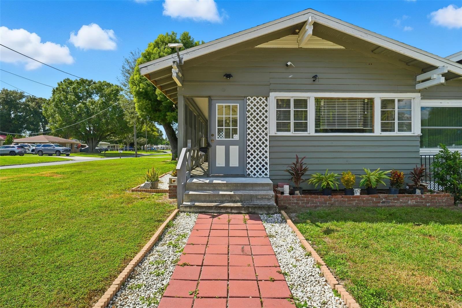 Image 12 of 67 For 2239 Central Avenue