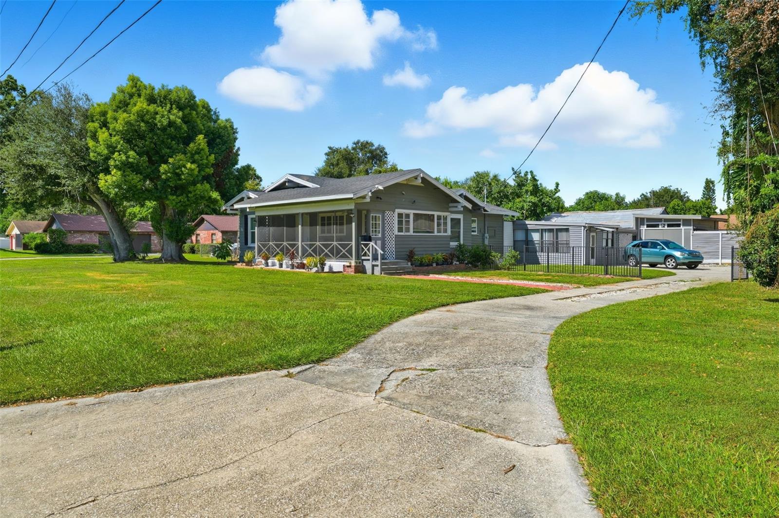 Image 9 of 67 For 2239 Central Avenue
