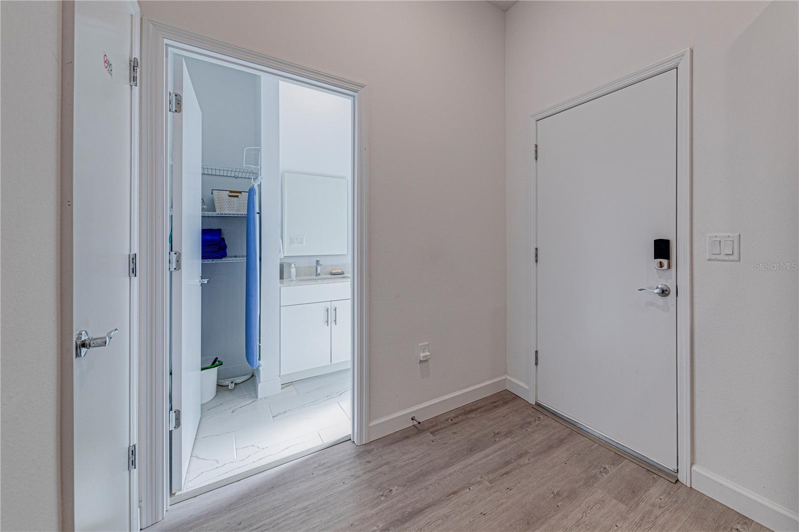 Image 11 of 55 For 633 Trikomo Drive