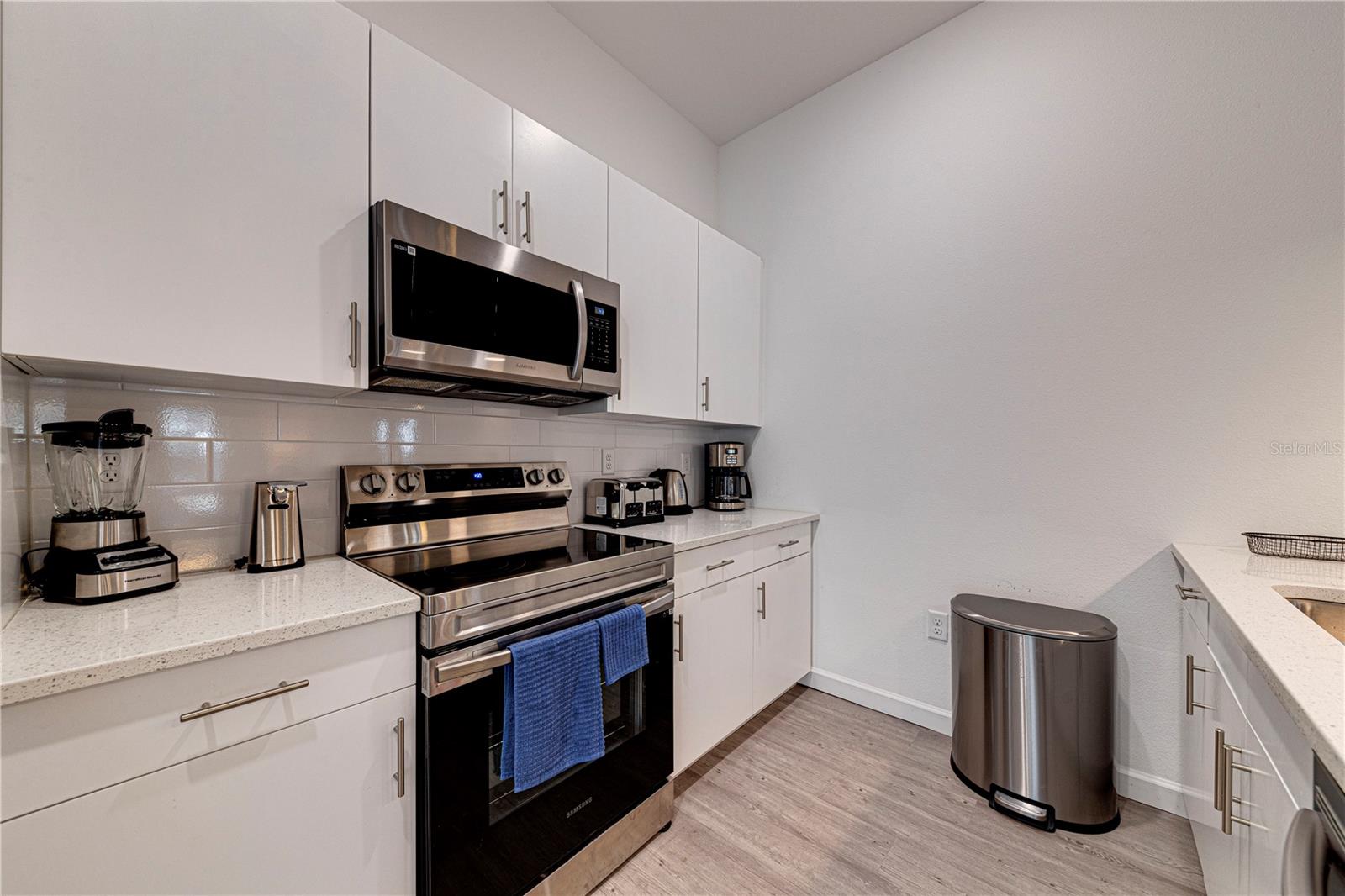 Image 16 of 55 For 633 Trikomo Drive