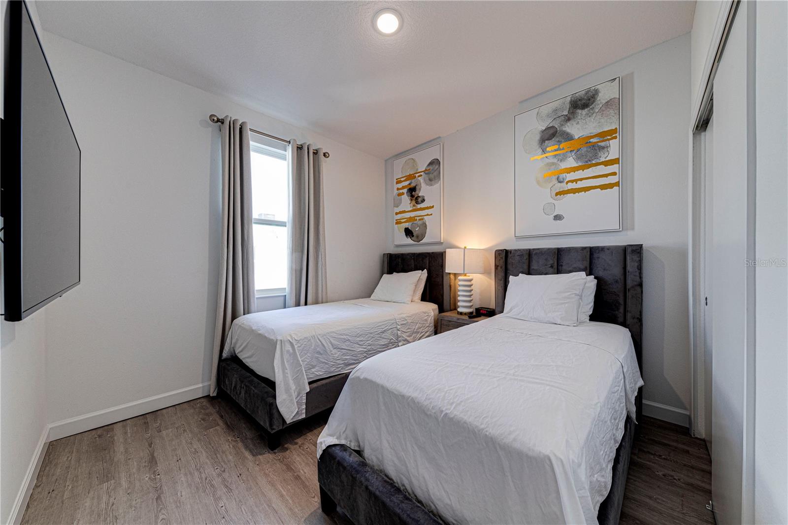 Image 36 of 55 For 633 Trikomo Drive