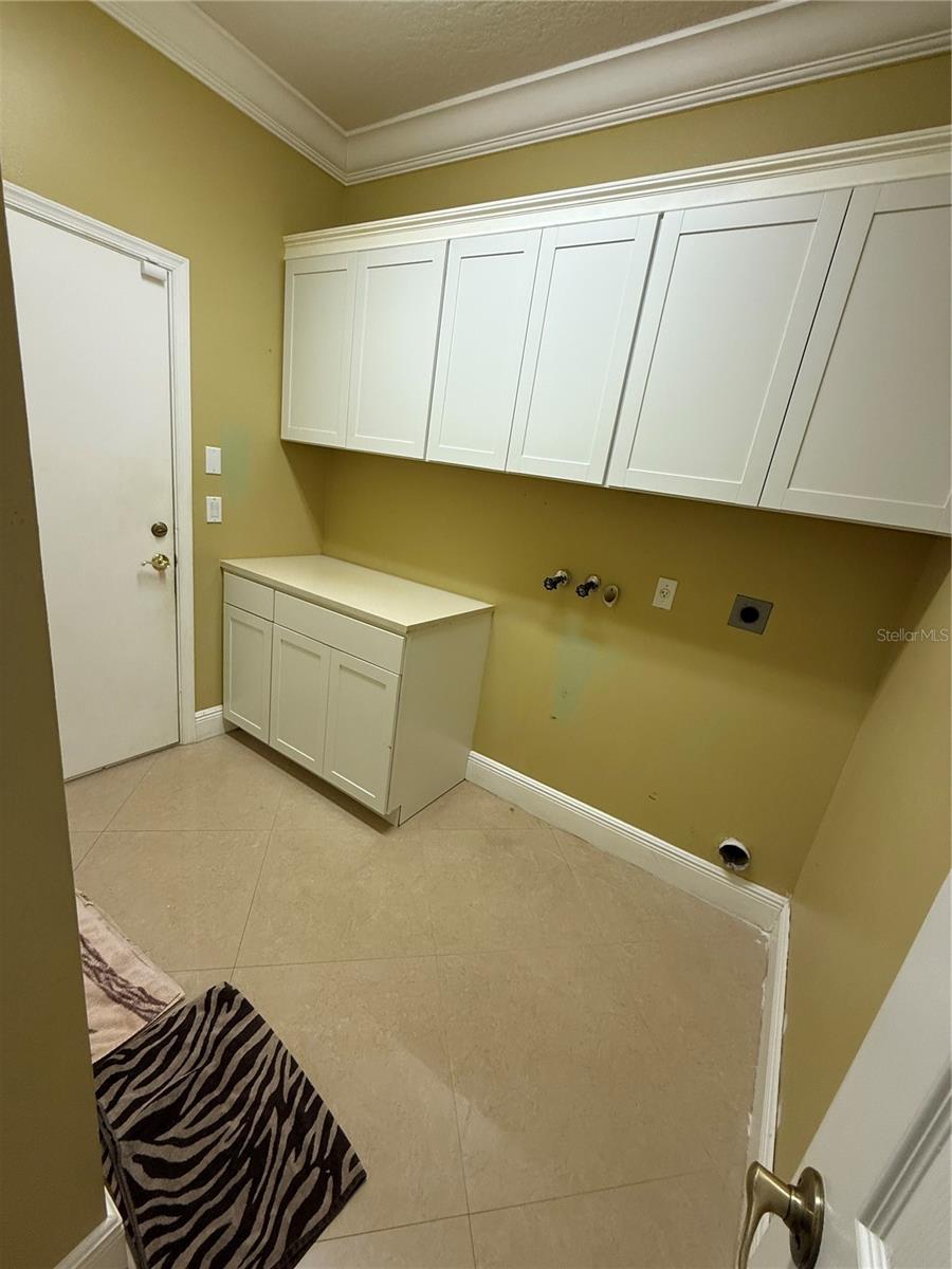 Image 20 of 34 For 3865 Deer Oak Drive