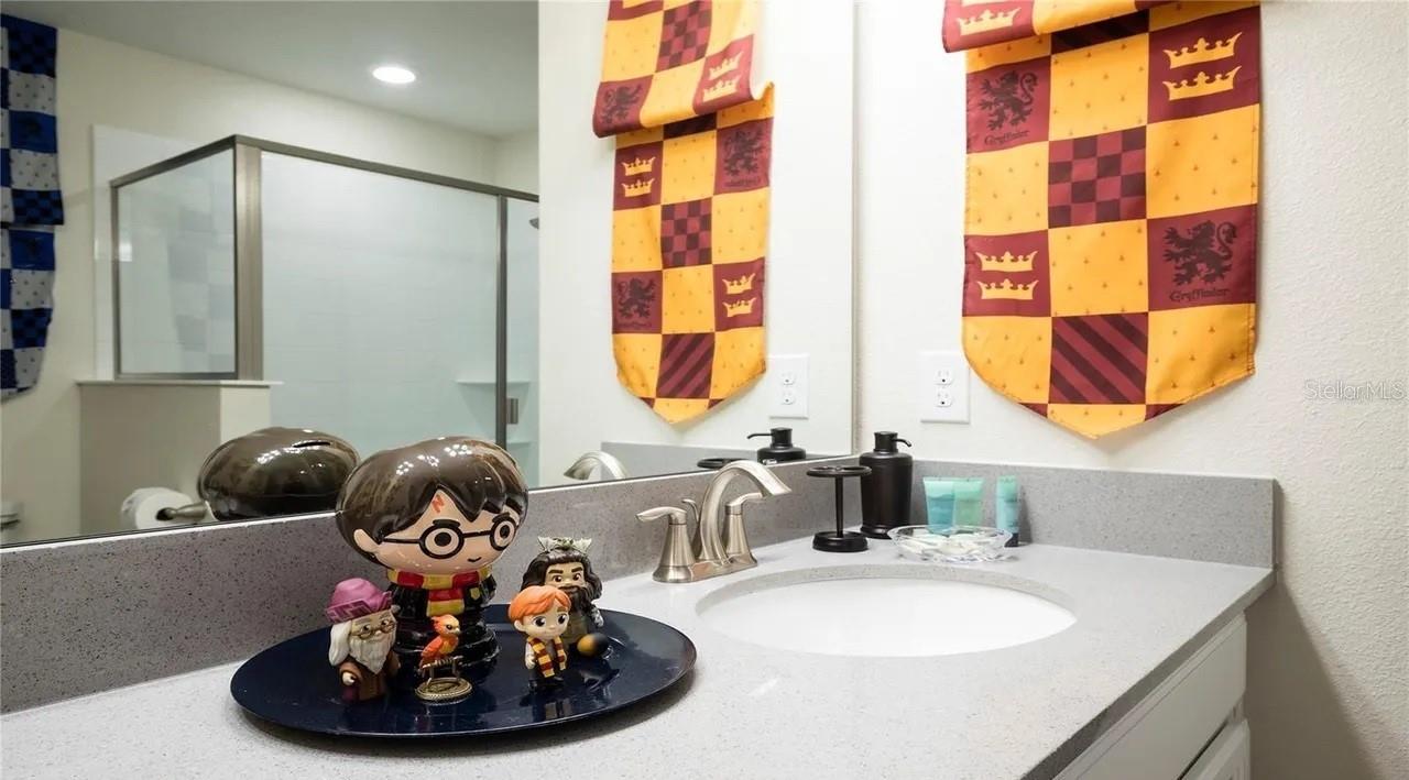 Image 23 of 42 For 1592 Maidstone Court