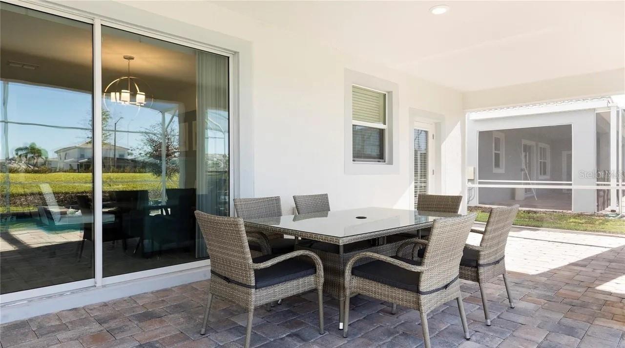 Image 38 of 42 For 1592 Maidstone Court