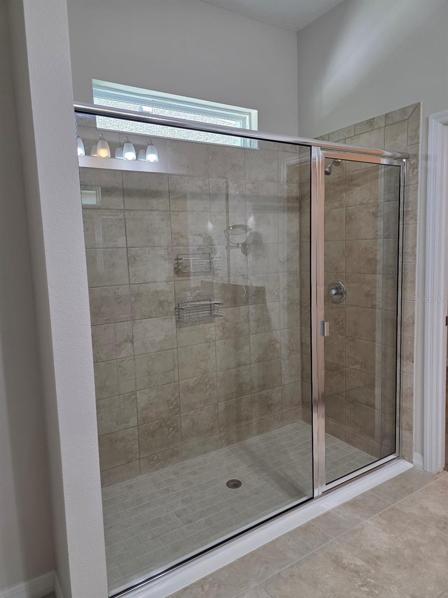 Image 13 of 18 For 722 Grand Hilltop Drive