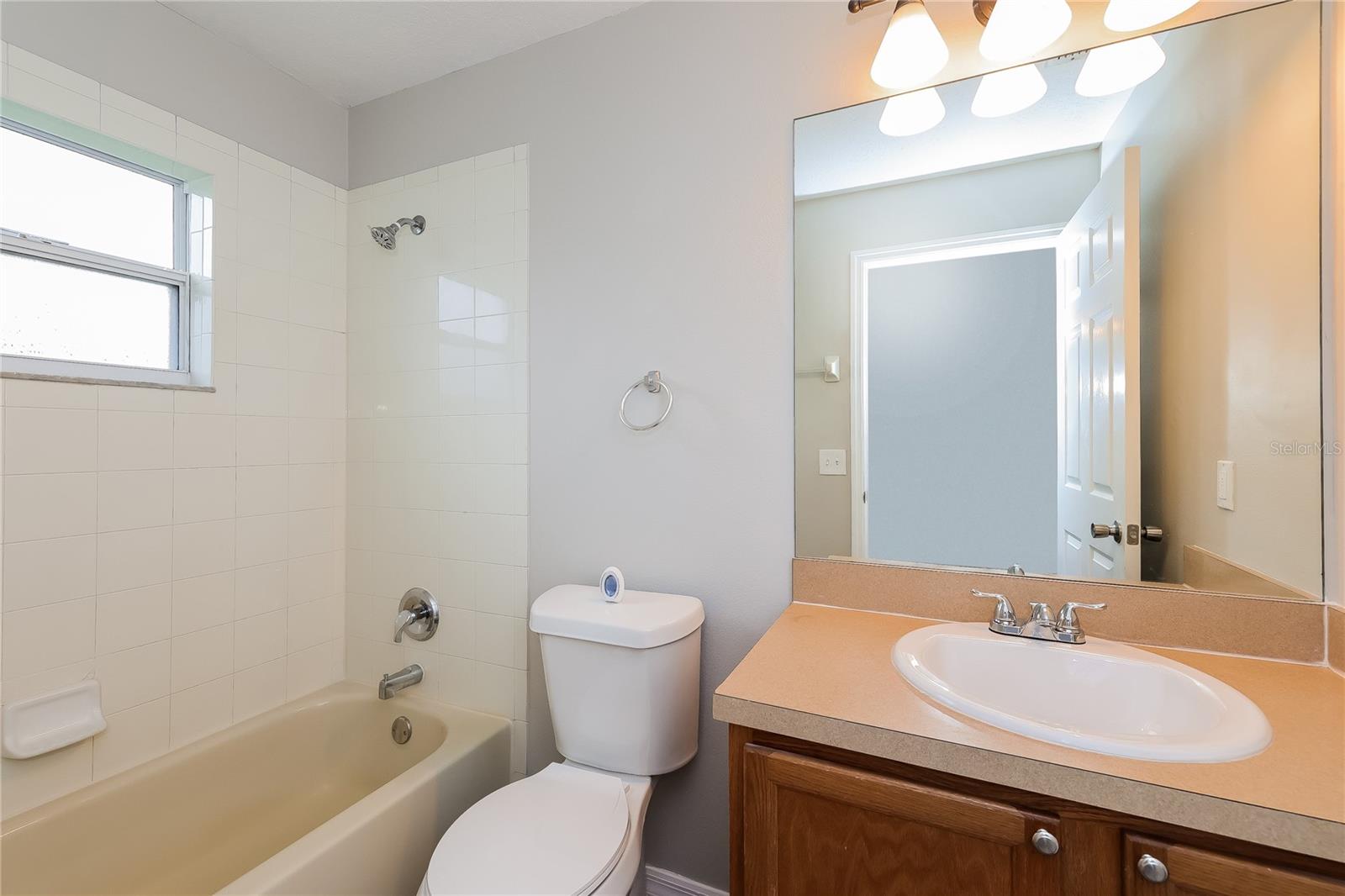 Image 10 of 16 For 15 Sawfish Lane