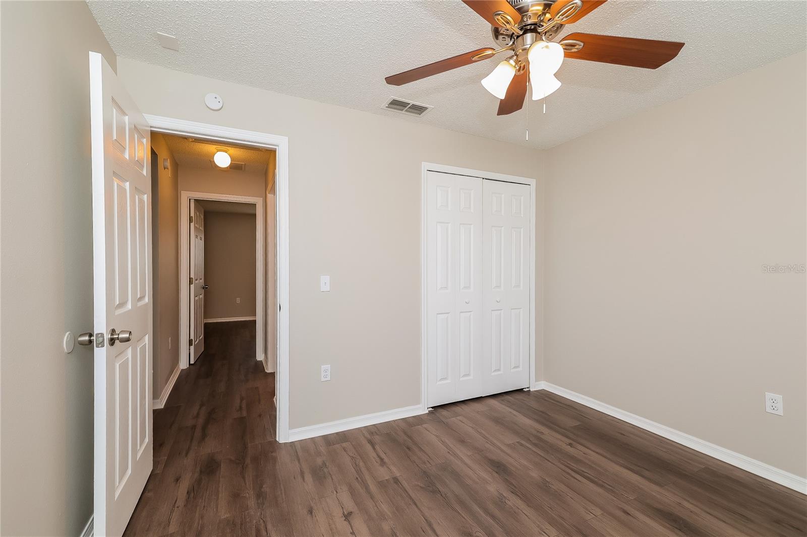 Image 12 of 16 For 15 Sawfish Lane