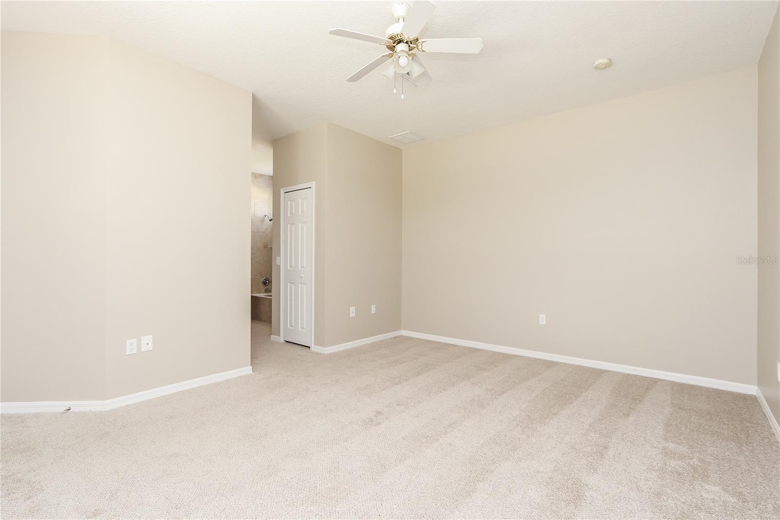 Image 9 of 15 For 6239 Blue Runner Court