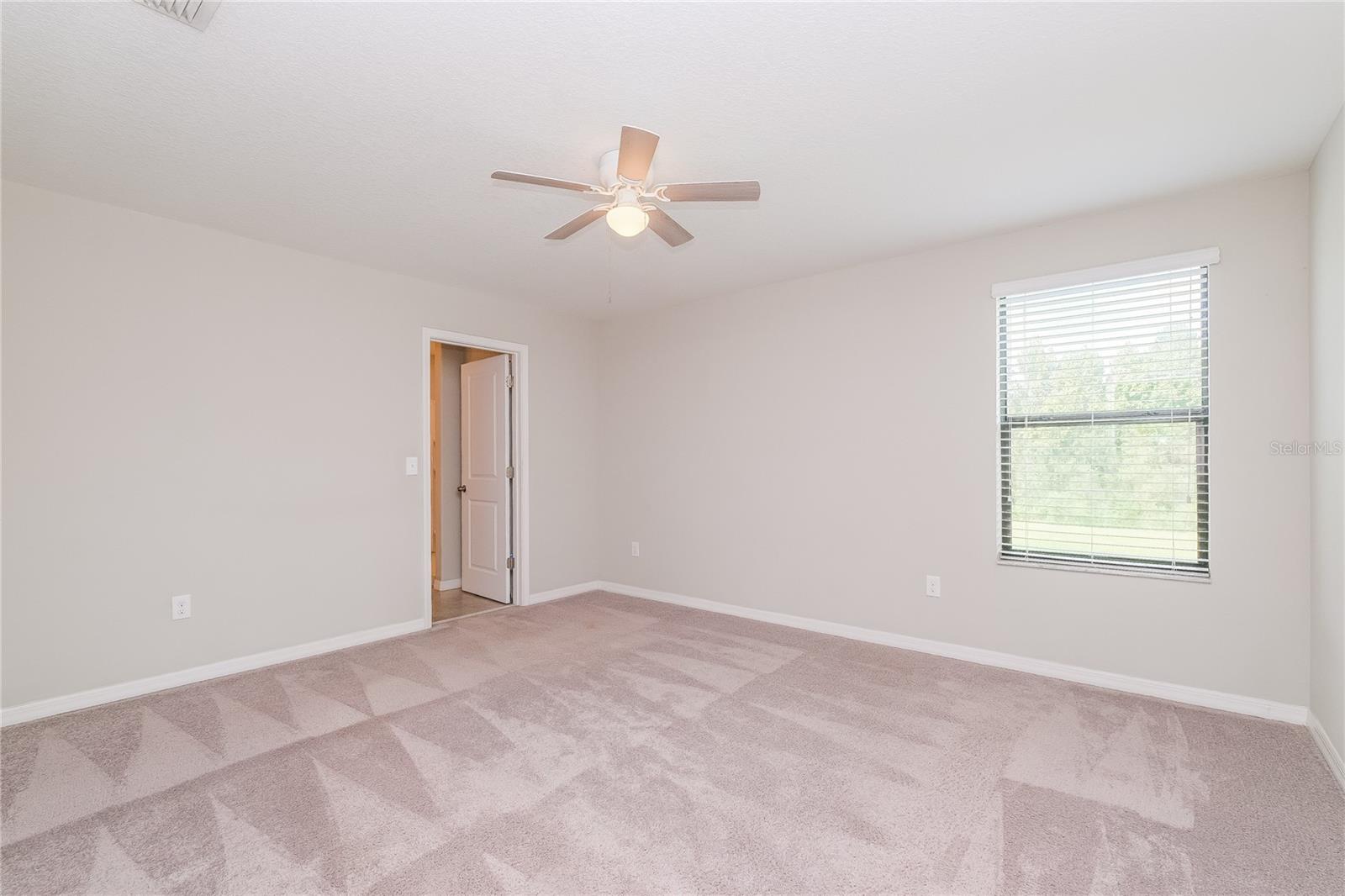 Image 6 of 17 For 36125 Stable Wilk Avenue