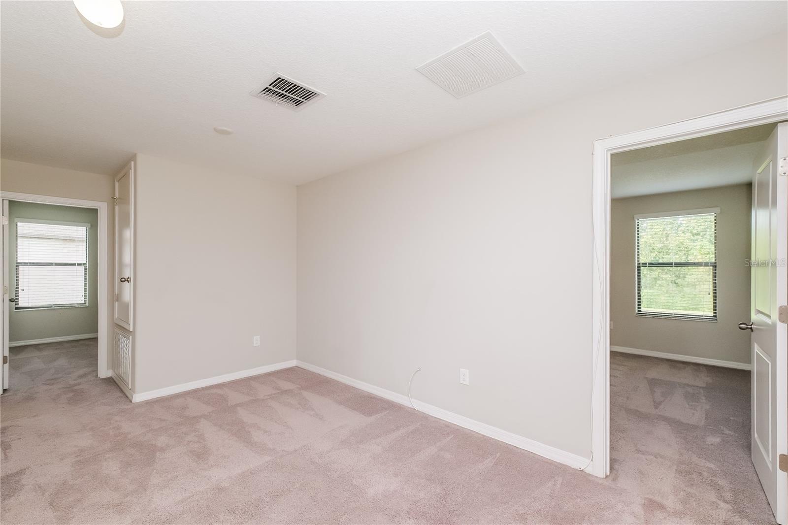 Image 9 of 17 For 36125 Stable Wilk Avenue