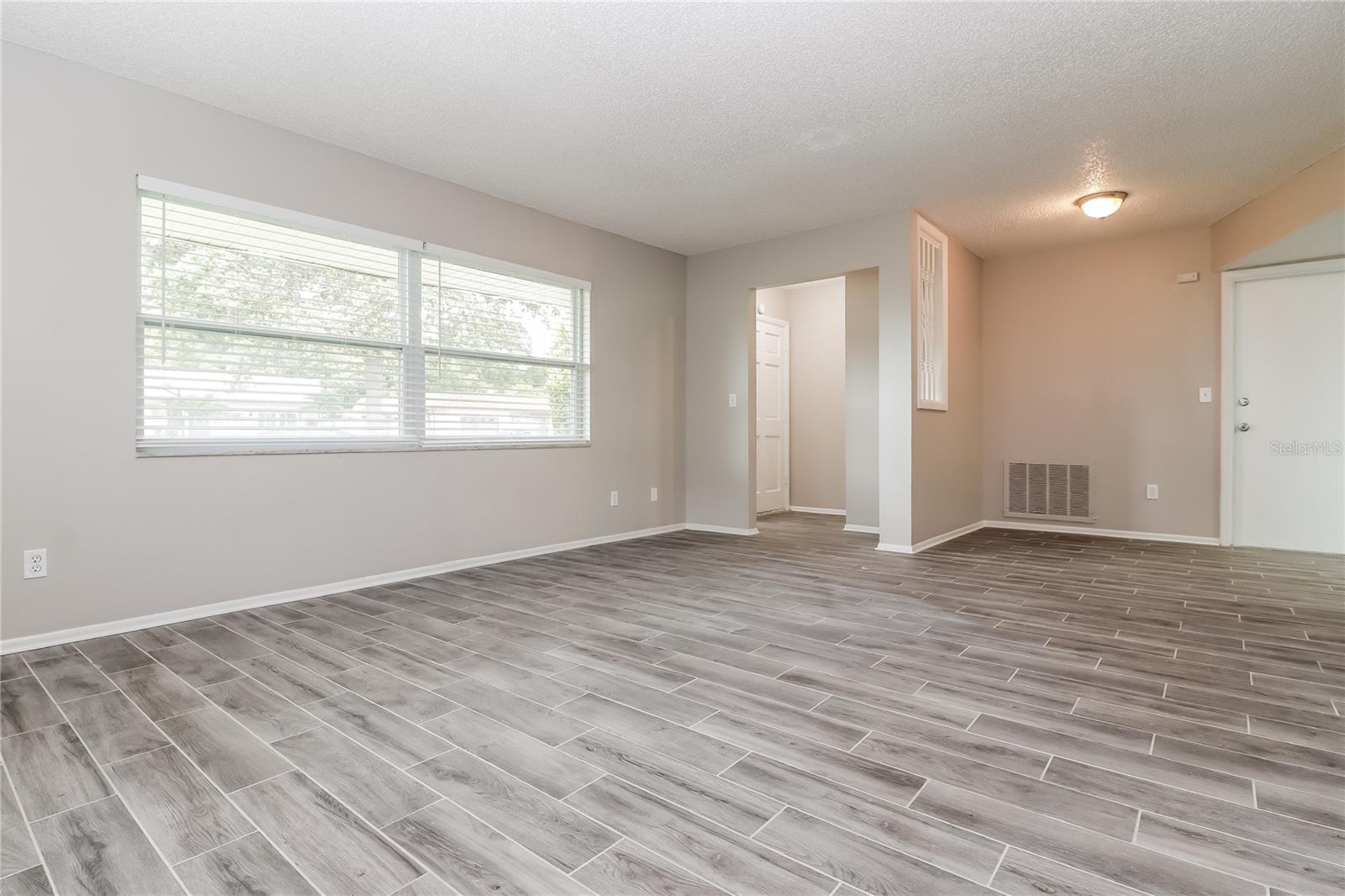 Image 2 of 15 For 12281 Eldon Drive