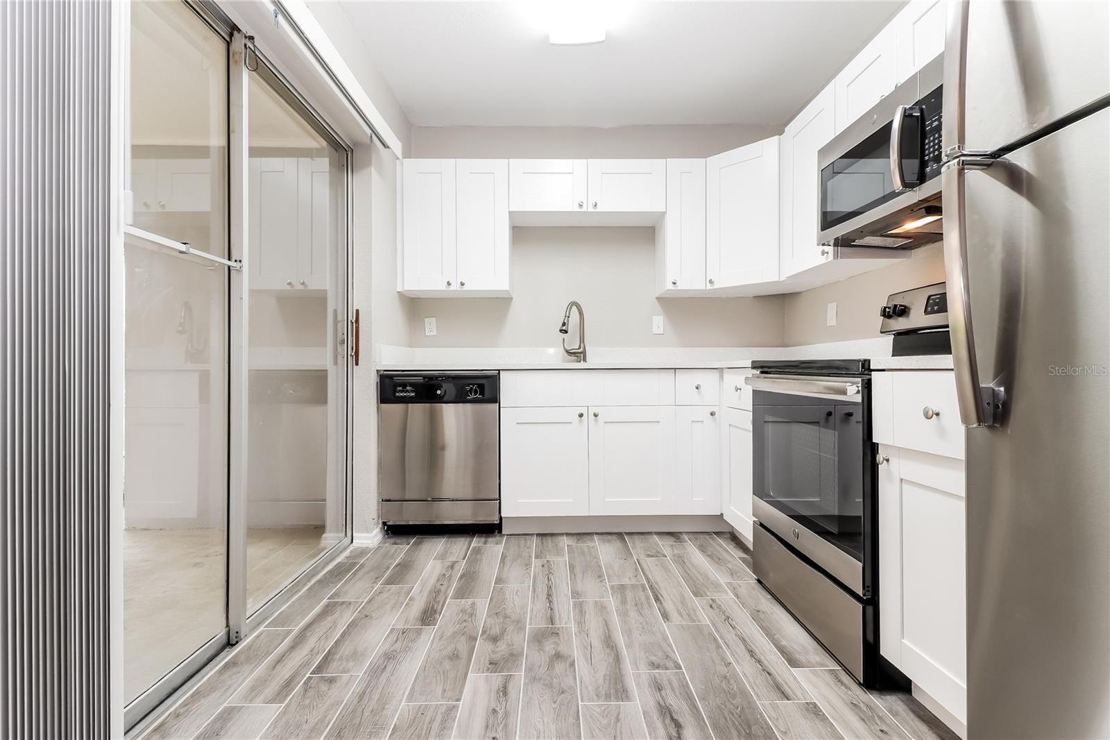 Image 6 of 15 For 12281 Eldon Drive