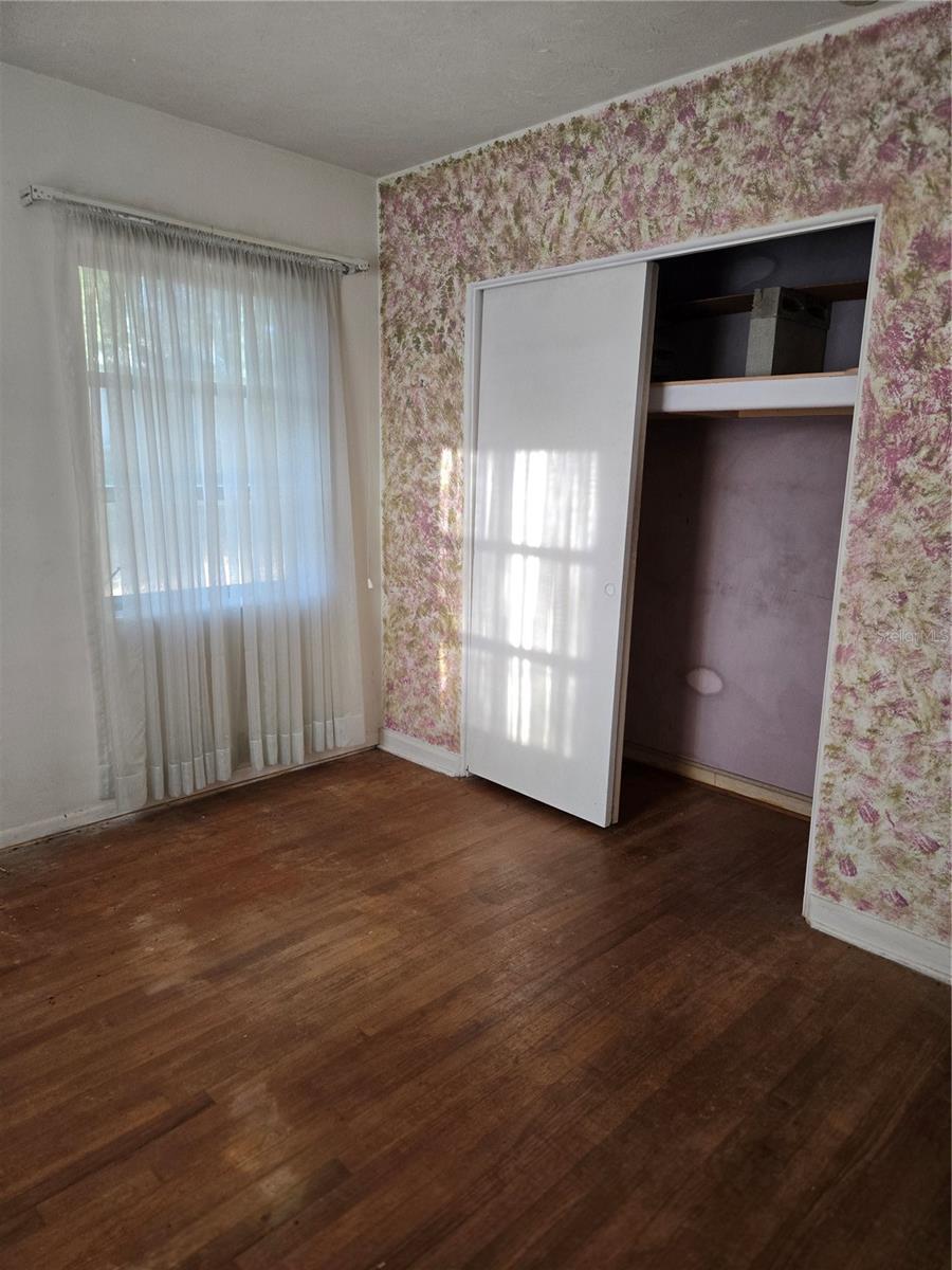 Image 14 of 17 For 131 Atwater Avenue