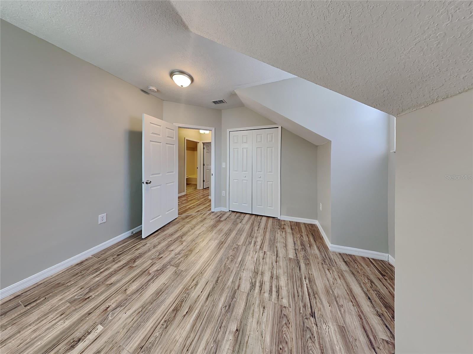 Image 15 of 19 For 3334 Kelsey Lane