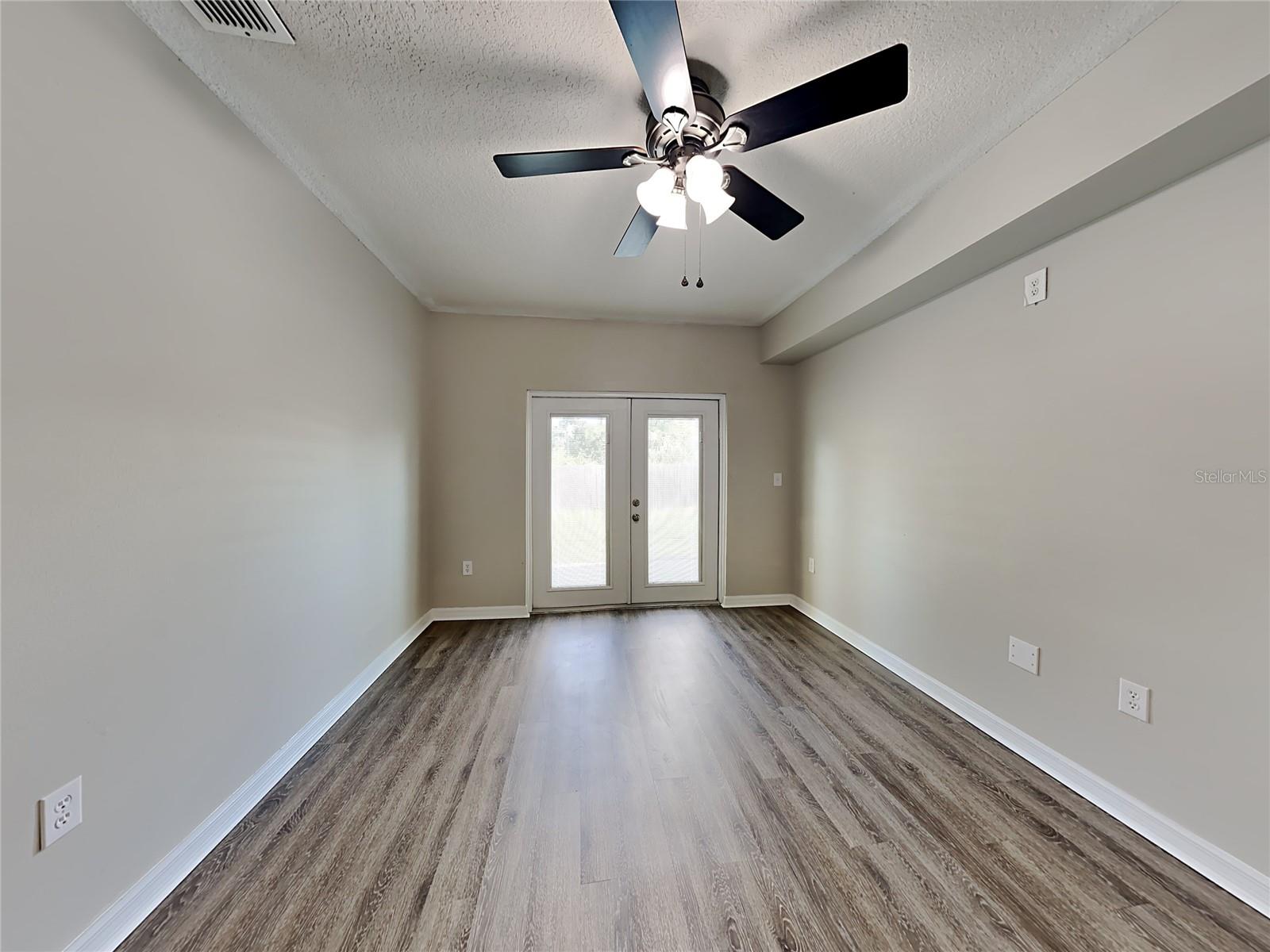 Image 7 of 19 For 3334 Kelsey Lane