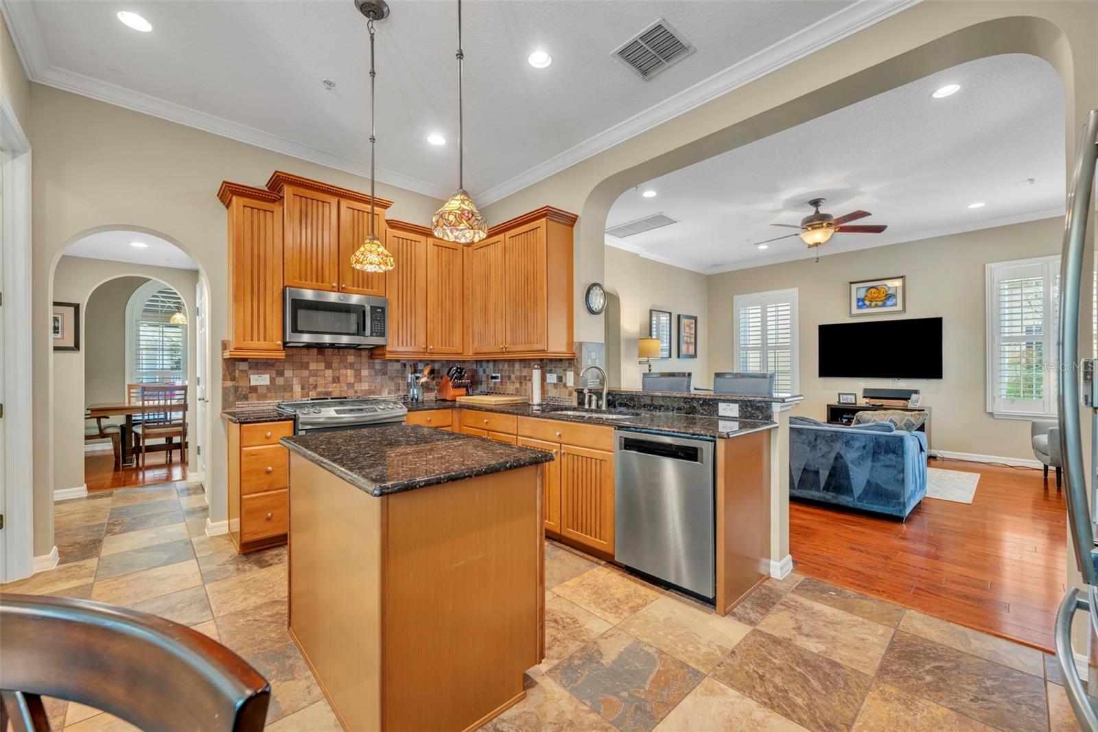 Image 14 of 44 For 2844 Stanfield Avenue