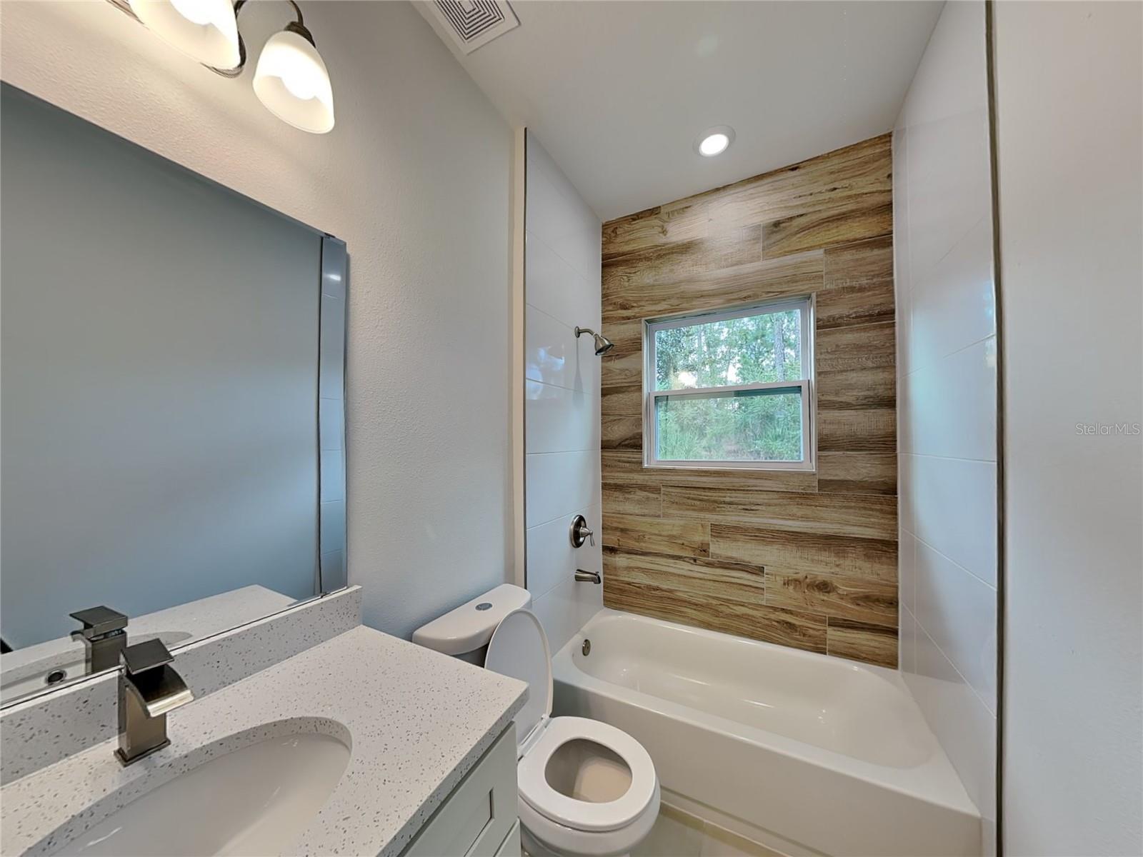 Listing photo id 16 for 2660 Gifford Lane
