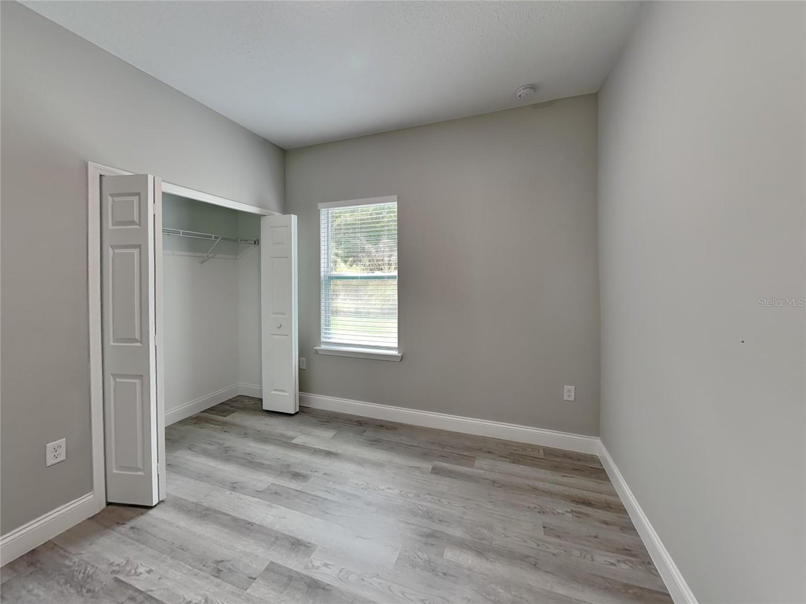 Listing photo id 8 for 11604 Kenlake Circle