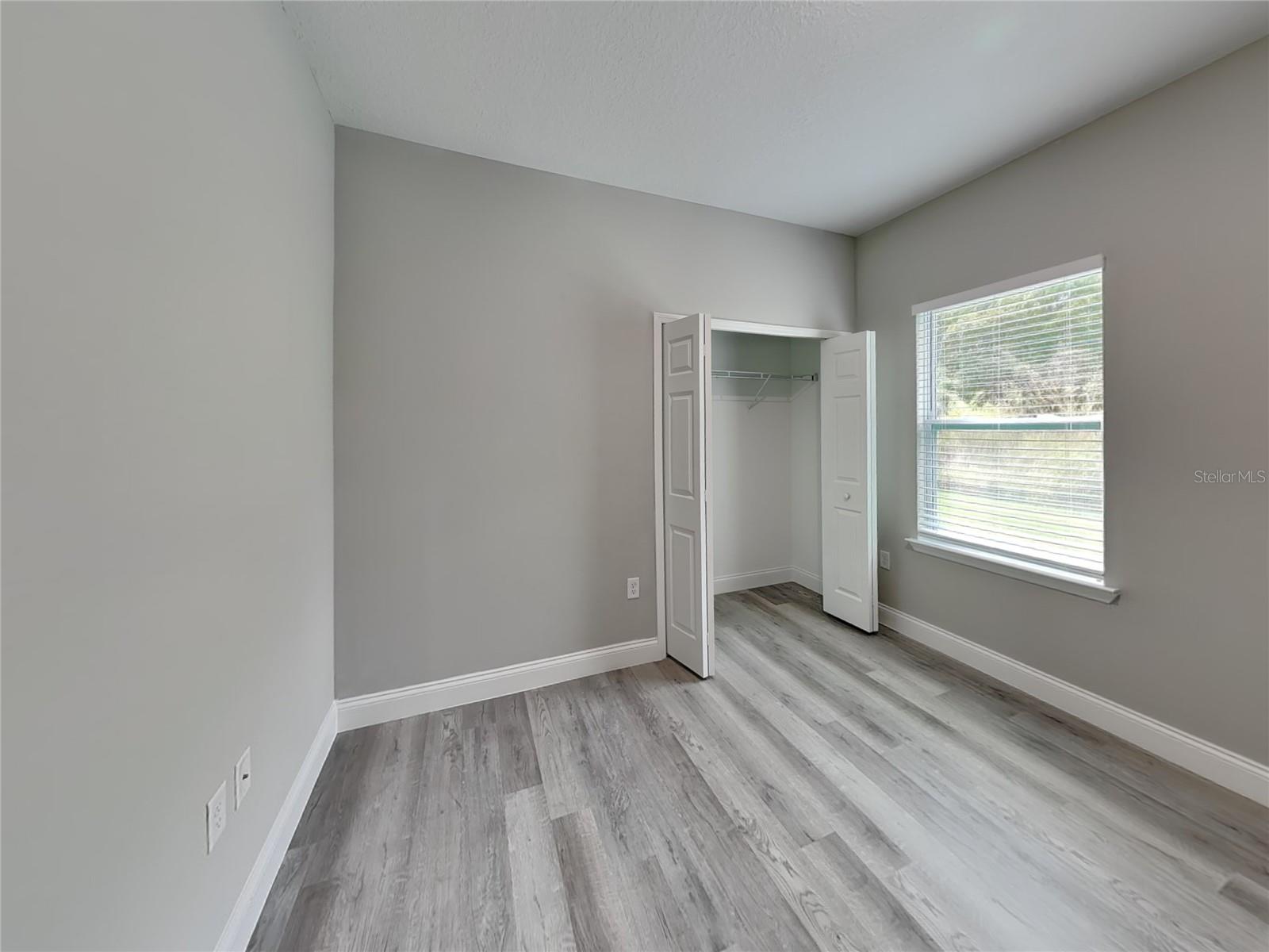 Listing photo id 9 for 11604 Kenlake Circle