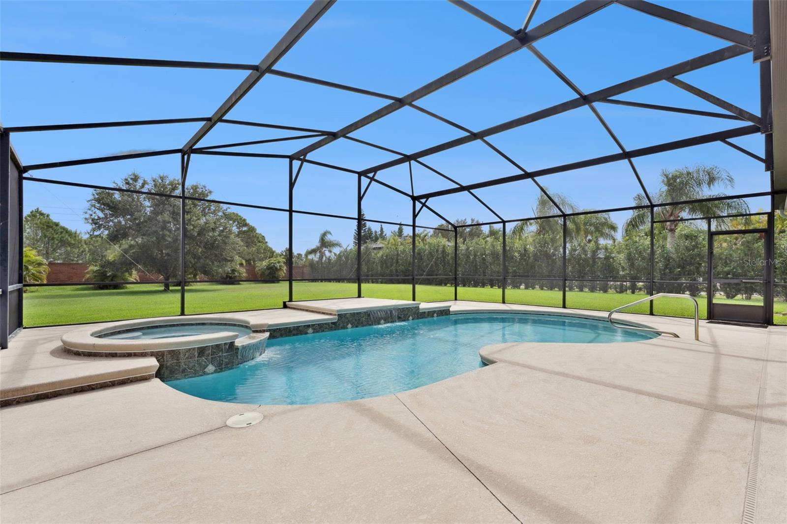 Image 2 of 38 For 3369 Lukas Cove