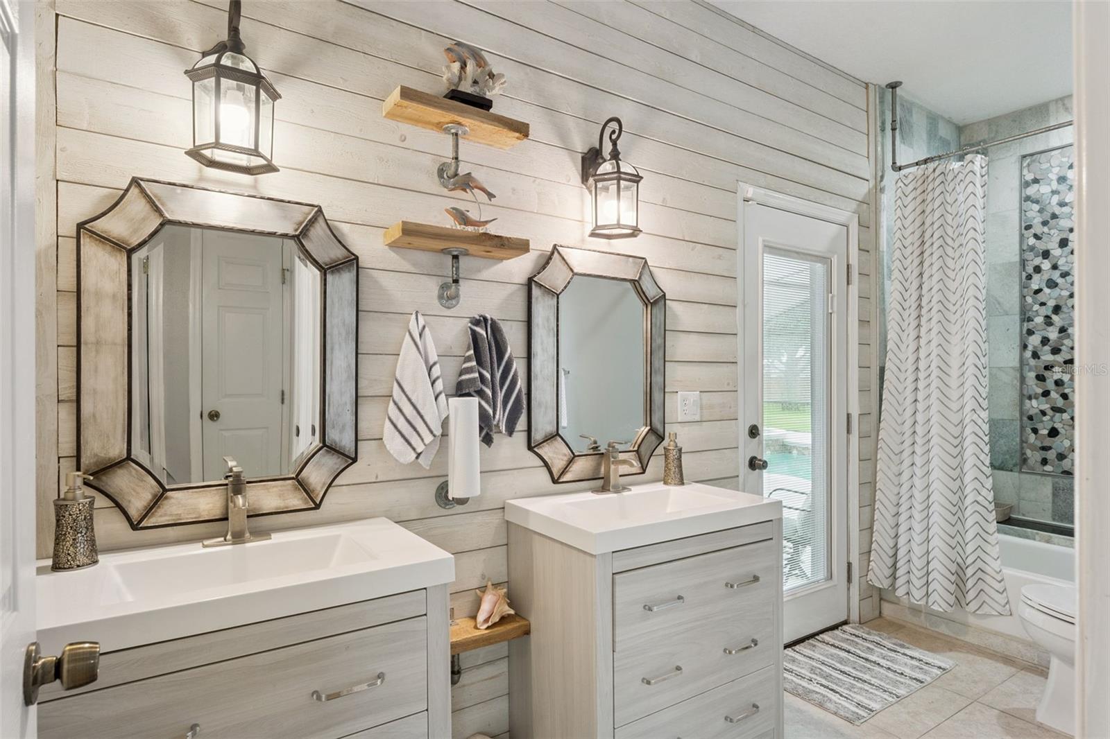 Image 22 of 38 For 3369 Lukas Cove