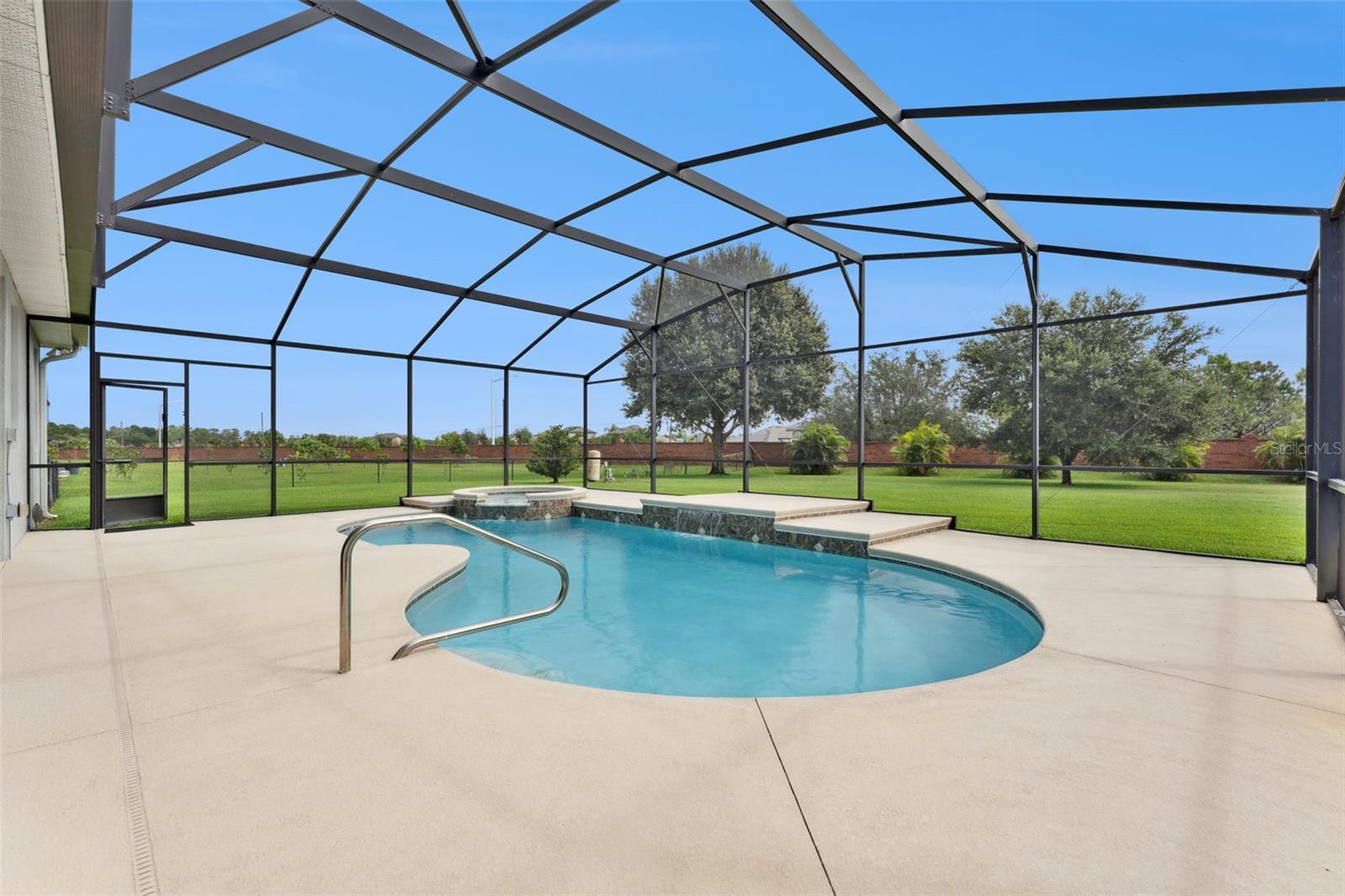 Image 30 of 38 For 3369 Lukas Cove