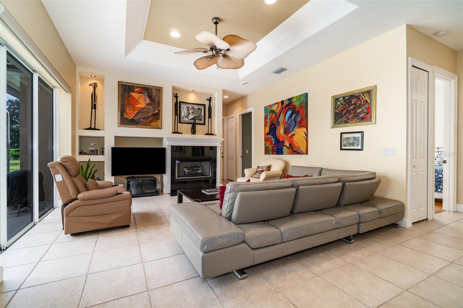 Image 27 of 34 For 9589 Pine Lily Street