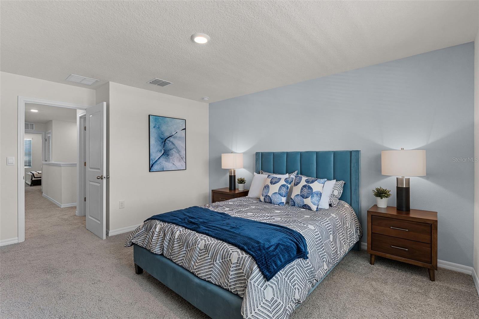 Image 10 of 21 For 560 Preston Cove Drive