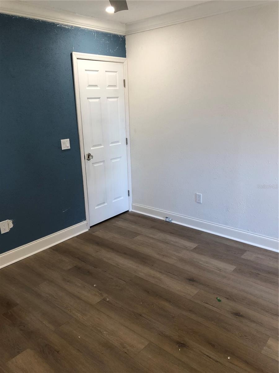 Image 12 of 19 For 99 14th Street Se