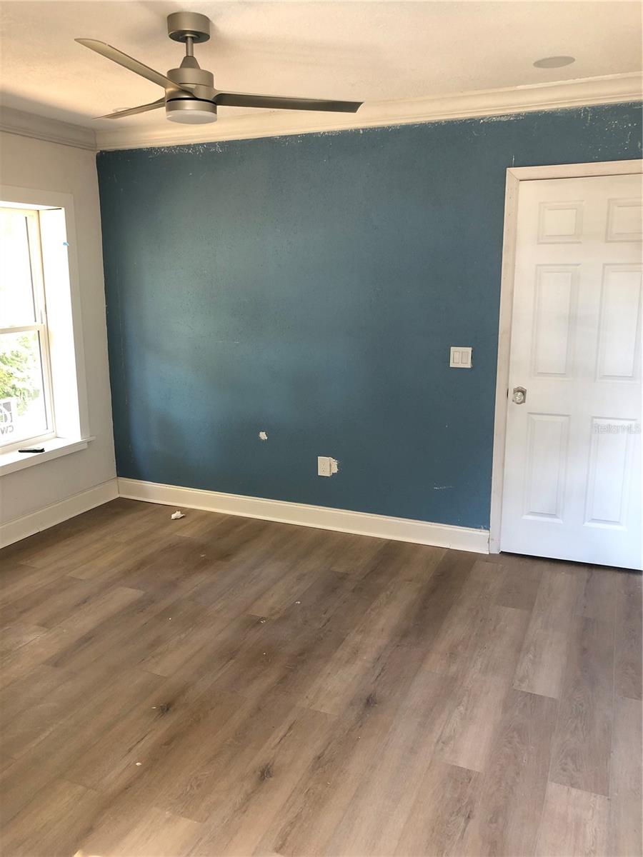 Image 16 of 19 For 99 14th Street Se