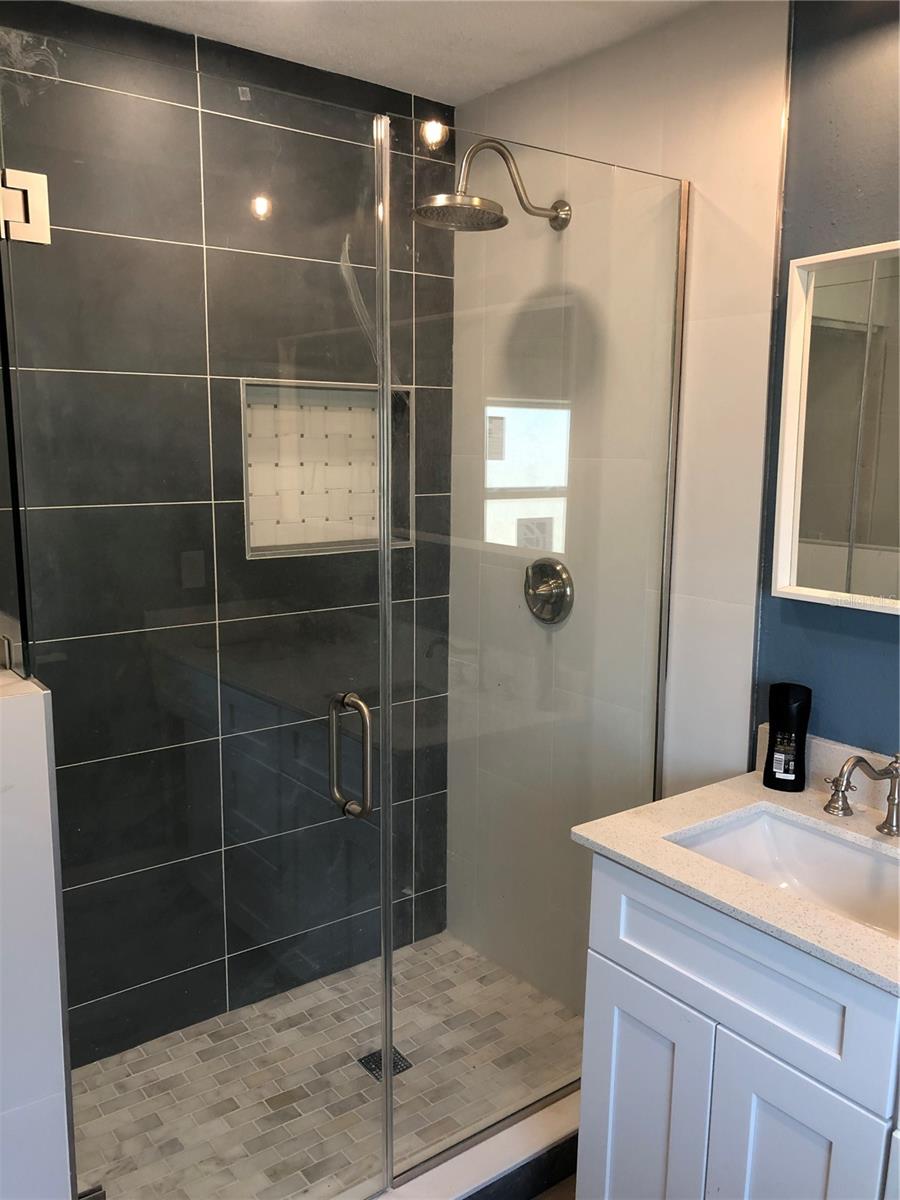 Image 19 of 19 For 99 14th Street Se