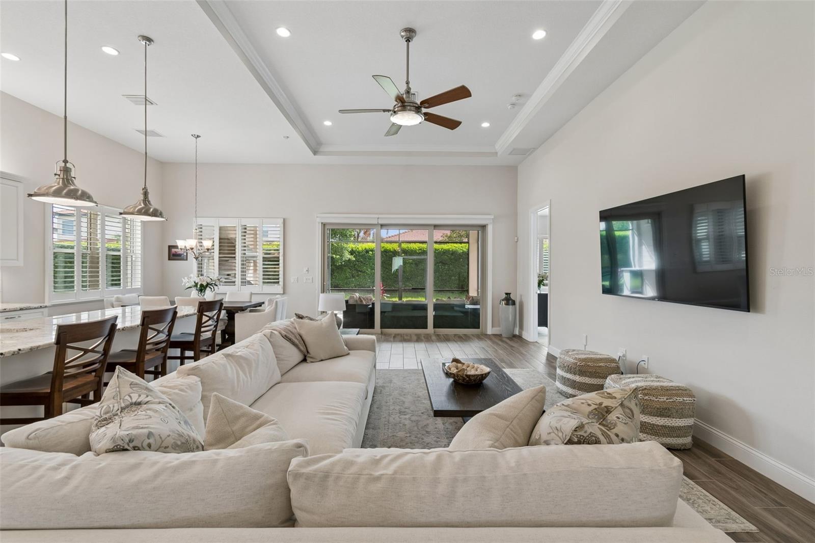 Image 10 of 58 For 10698 Royal Cypress Way