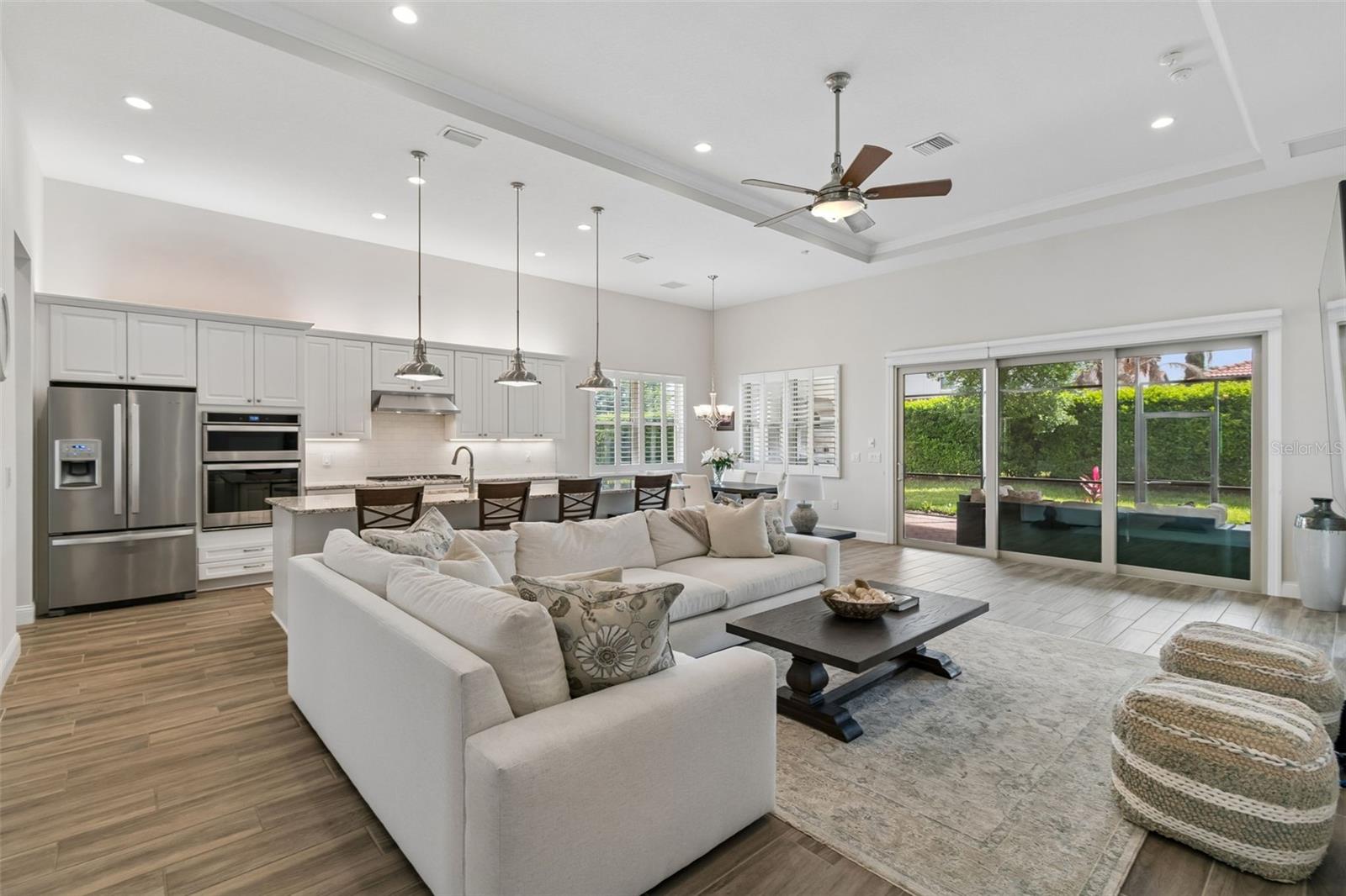 Image 12 of 58 For 10698 Royal Cypress Way