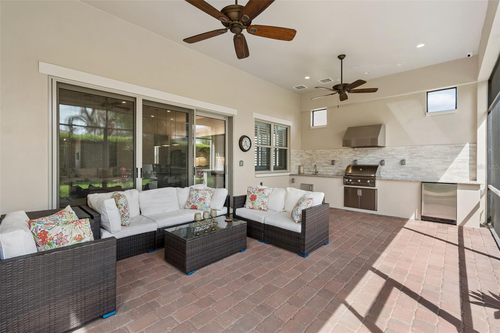 Image 20 of 58 For 10698 Royal Cypress Way