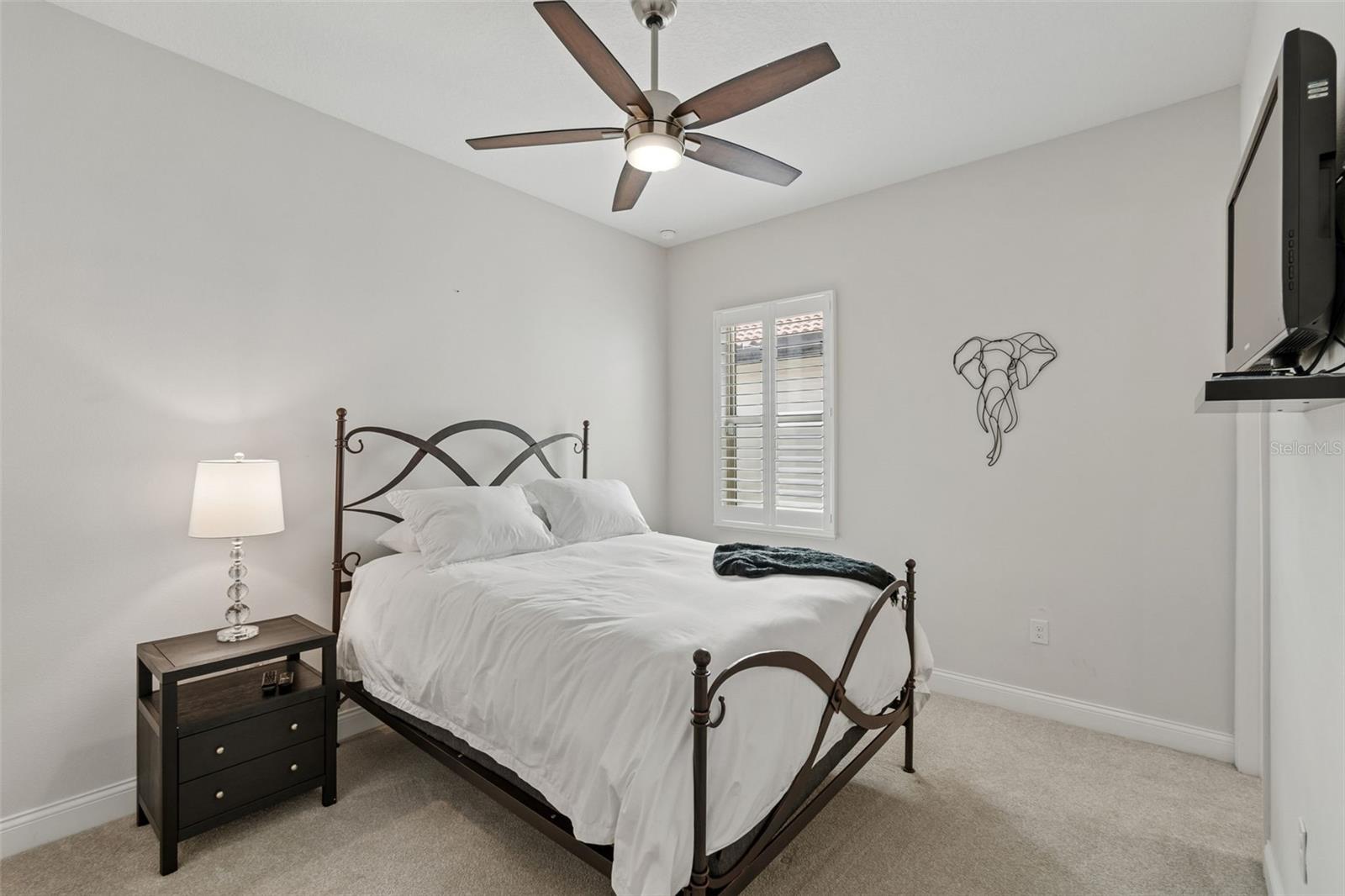 Image 28 of 58 For 10698 Royal Cypress Way