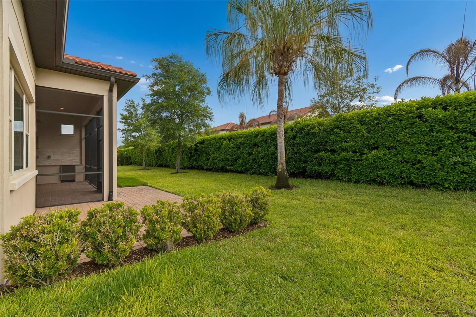 Image 36 of 58 For 10698 Royal Cypress Way