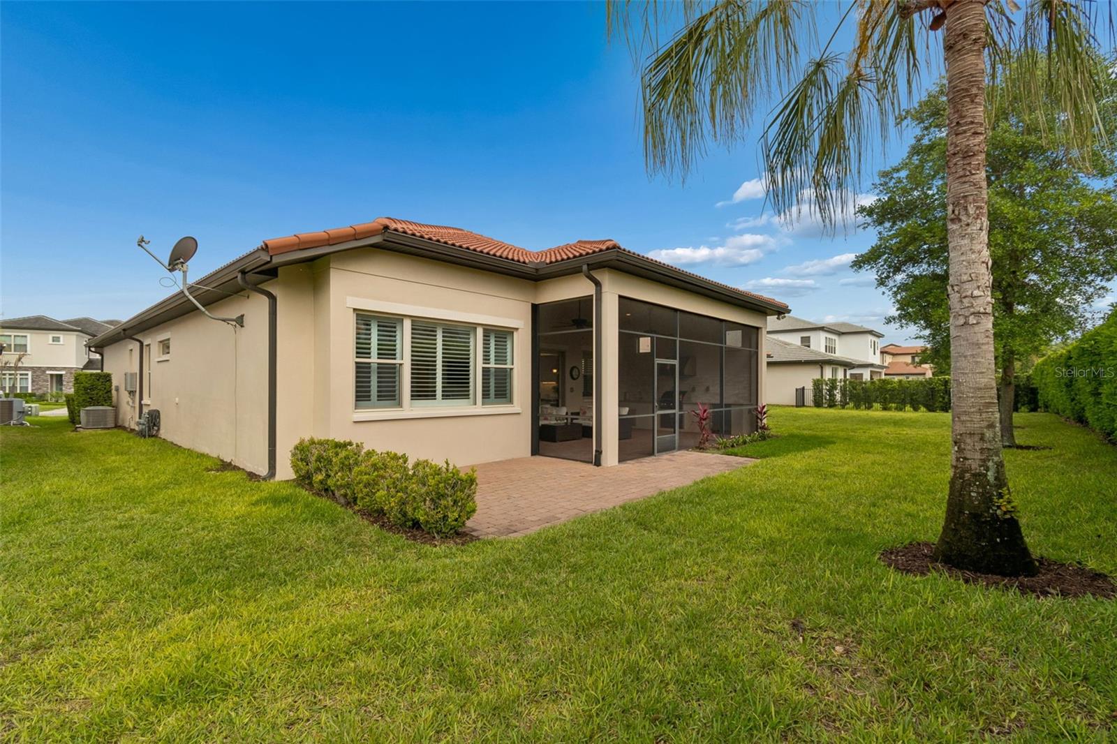 Image 37 of 58 For 10698 Royal Cypress Way