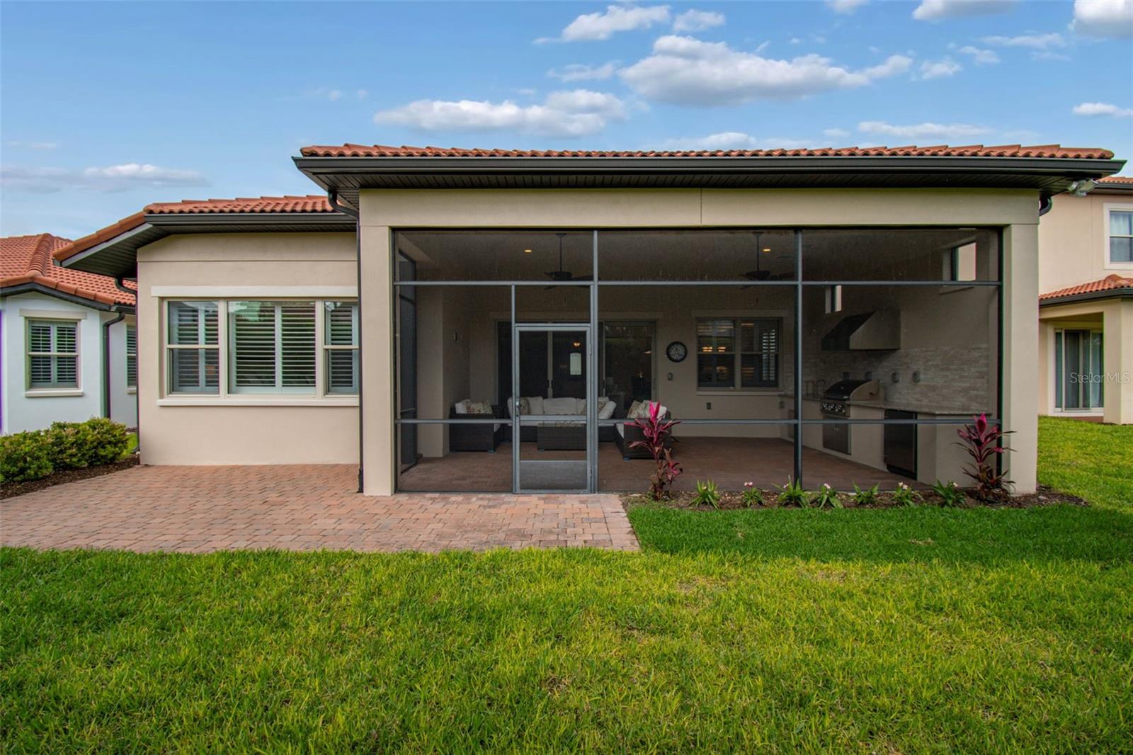 Image 39 of 58 For 10698 Royal Cypress Way