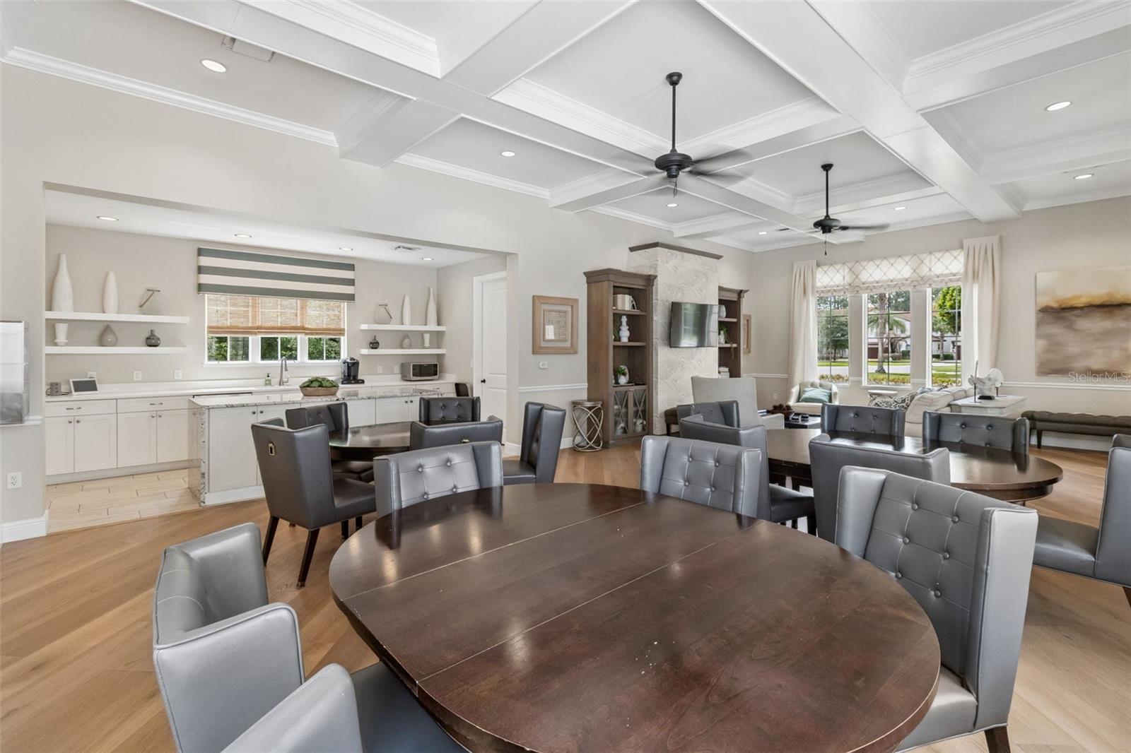 Image 46 of 58 For 10698 Royal Cypress Way