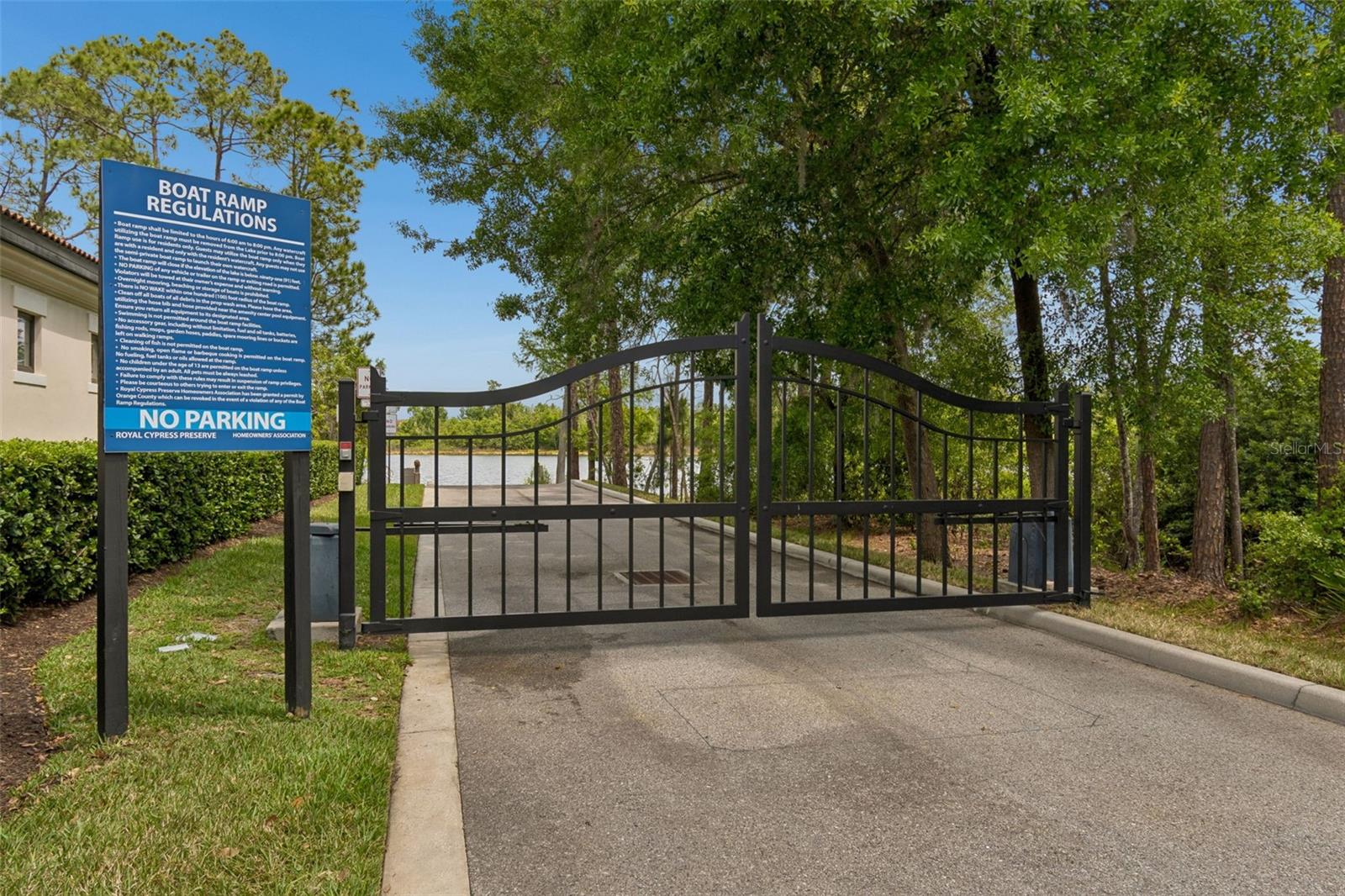 Image 50 of 58 For 10698 Royal Cypress Way