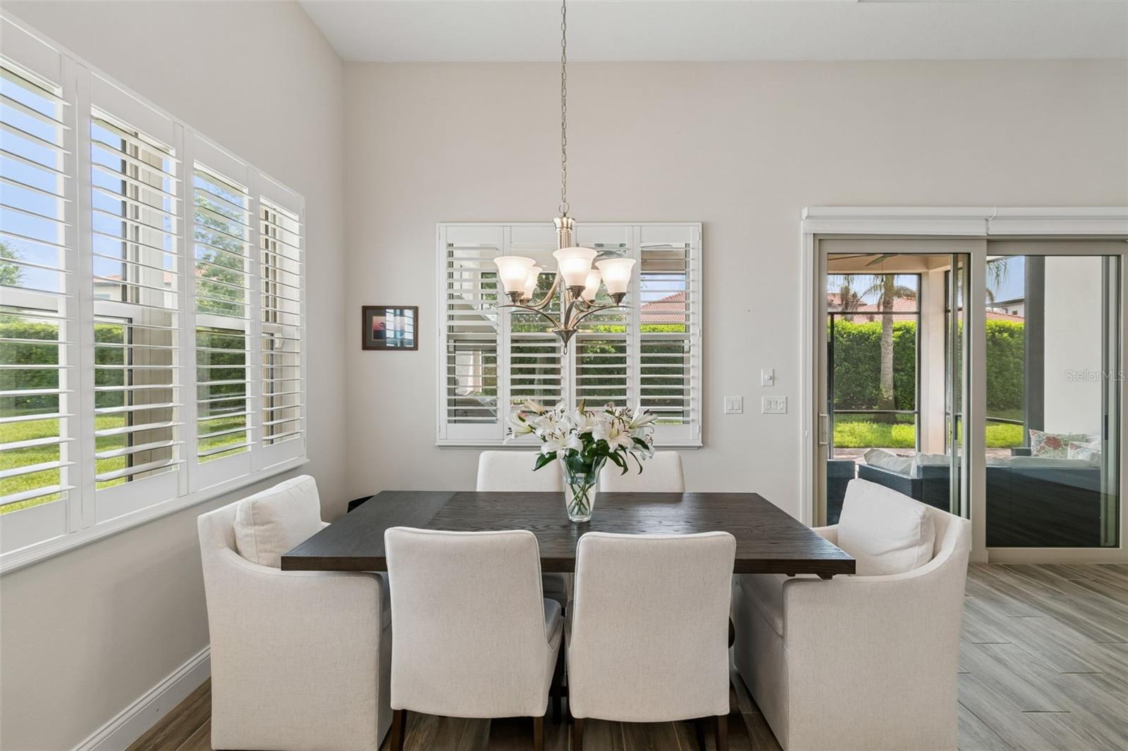 Image 8 of 58 For 10698 Royal Cypress Way