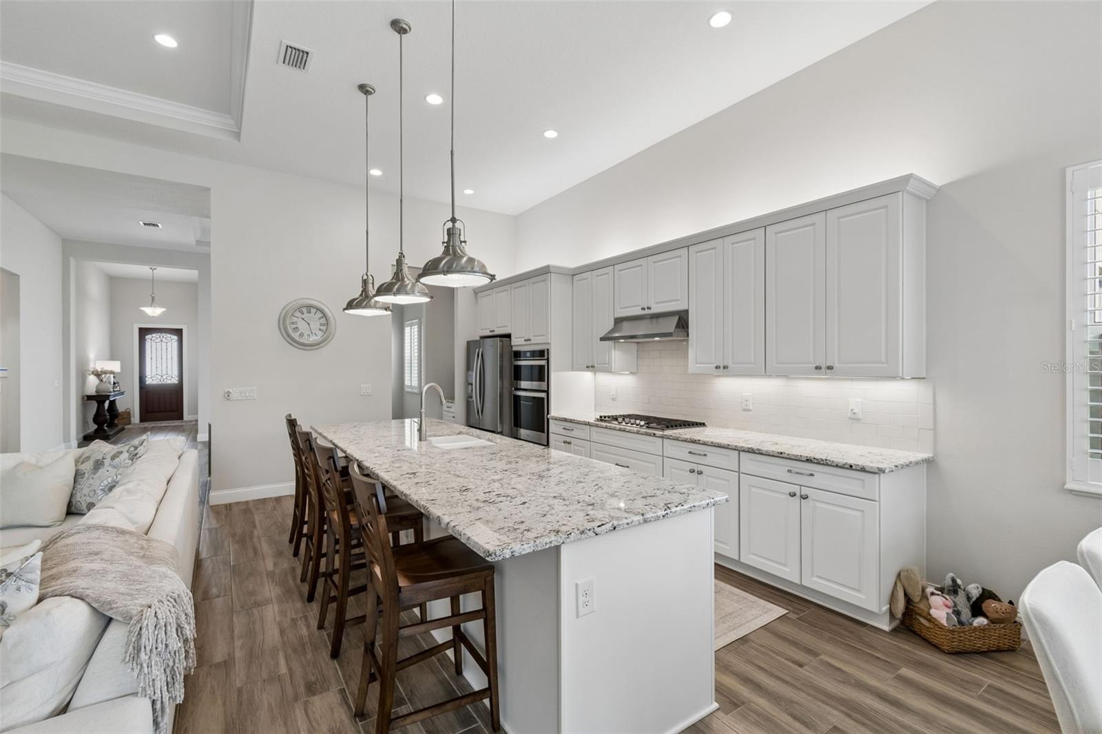 Image 9 of 58 For 10698 Royal Cypress Way