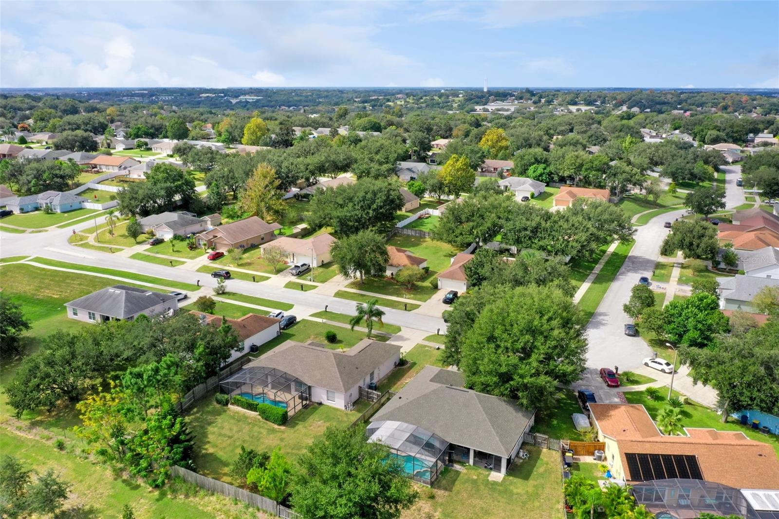 Image 40 of 43 For 886 Scenic View Circle