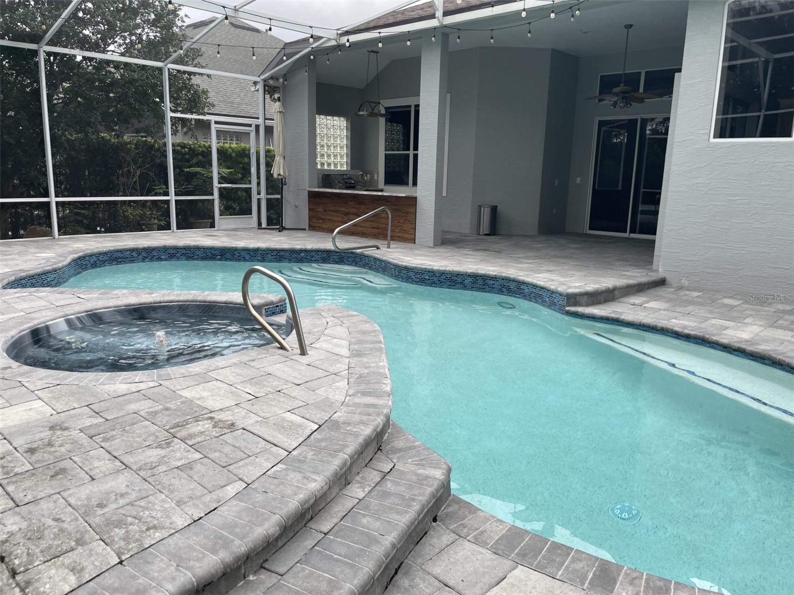 Image 10 of 44 For 8732 Great Cove Dr.