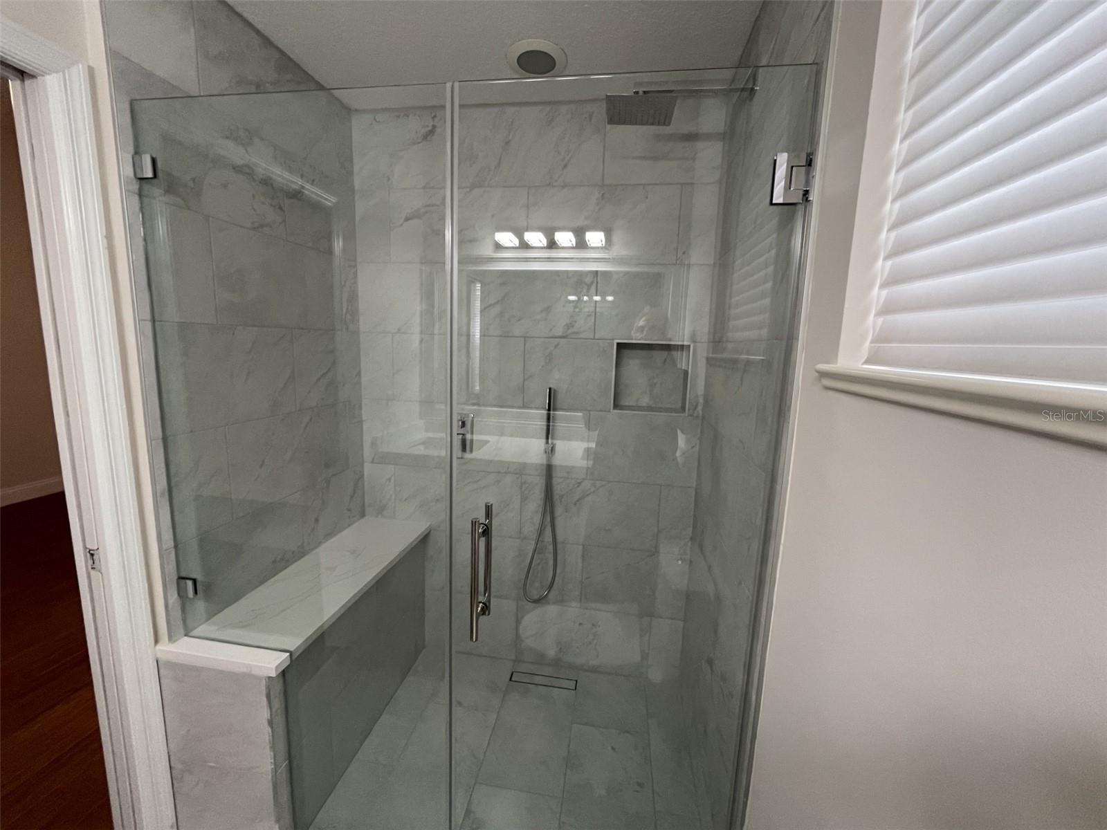 Image 37 of 44 For 8732 Great Cove Dr.