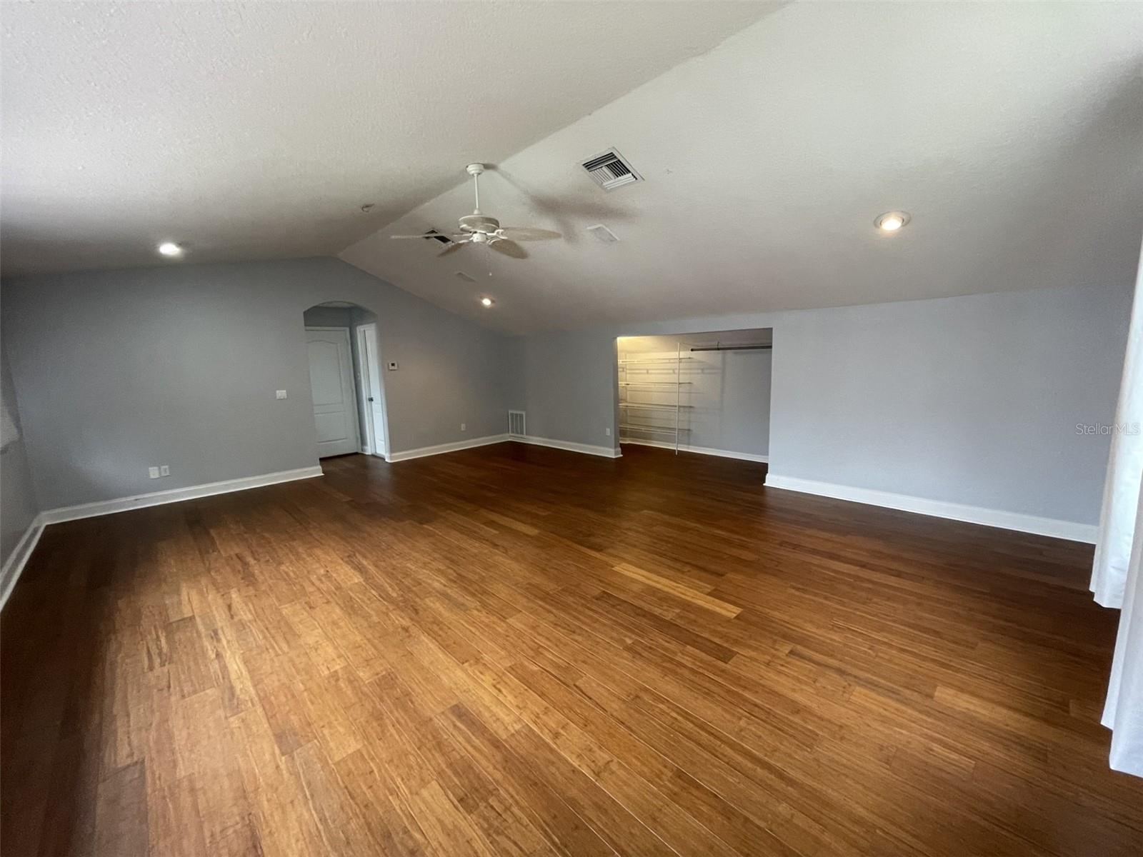 Image 40 of 44 For 8732 Great Cove Dr.